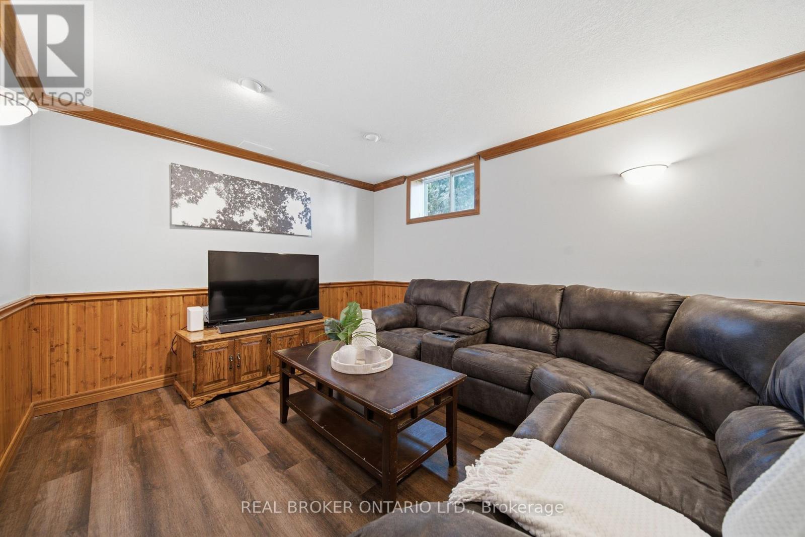 191 RUDY AVENUE - 34