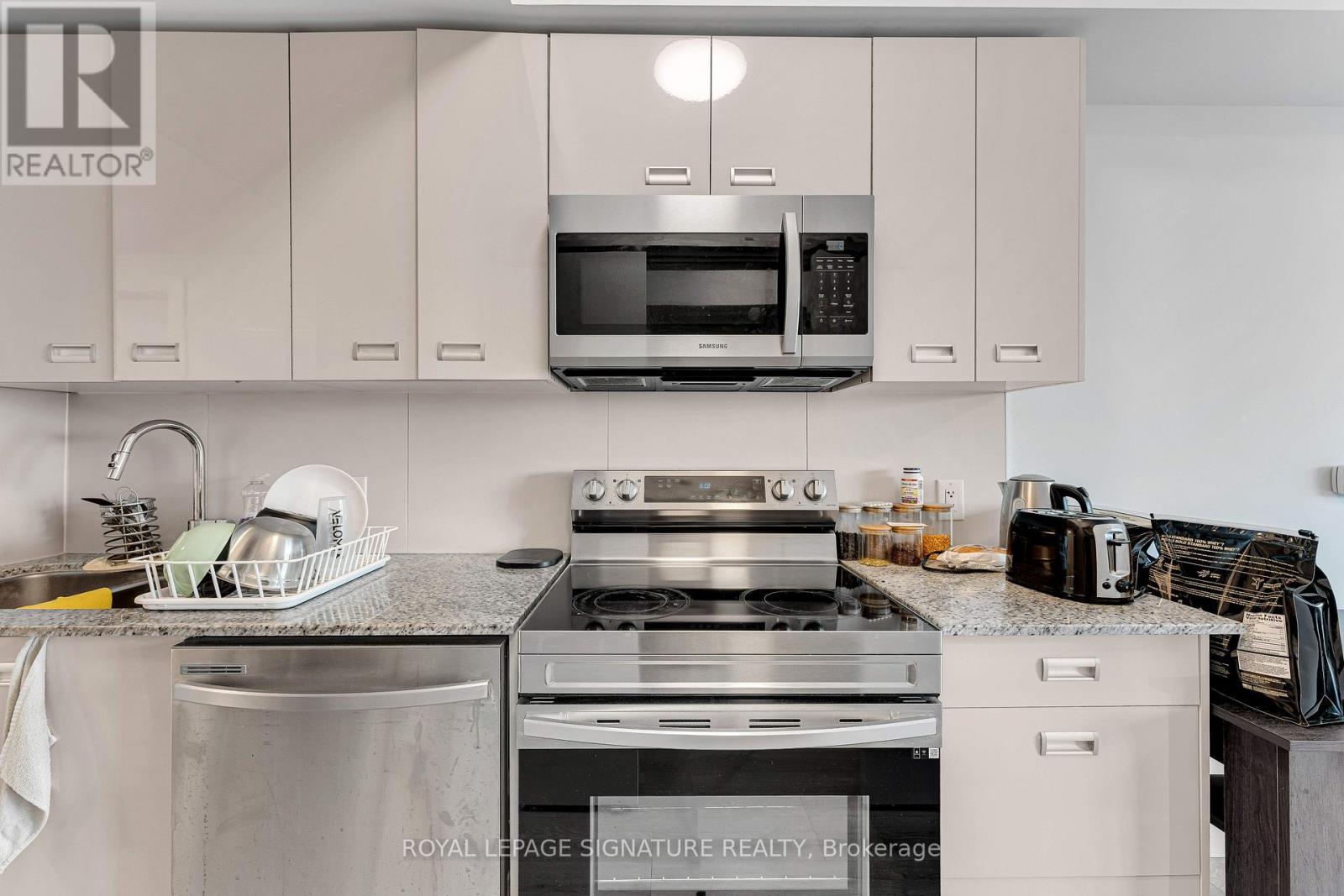 #501 652 PRINCESS STREET - Image 8