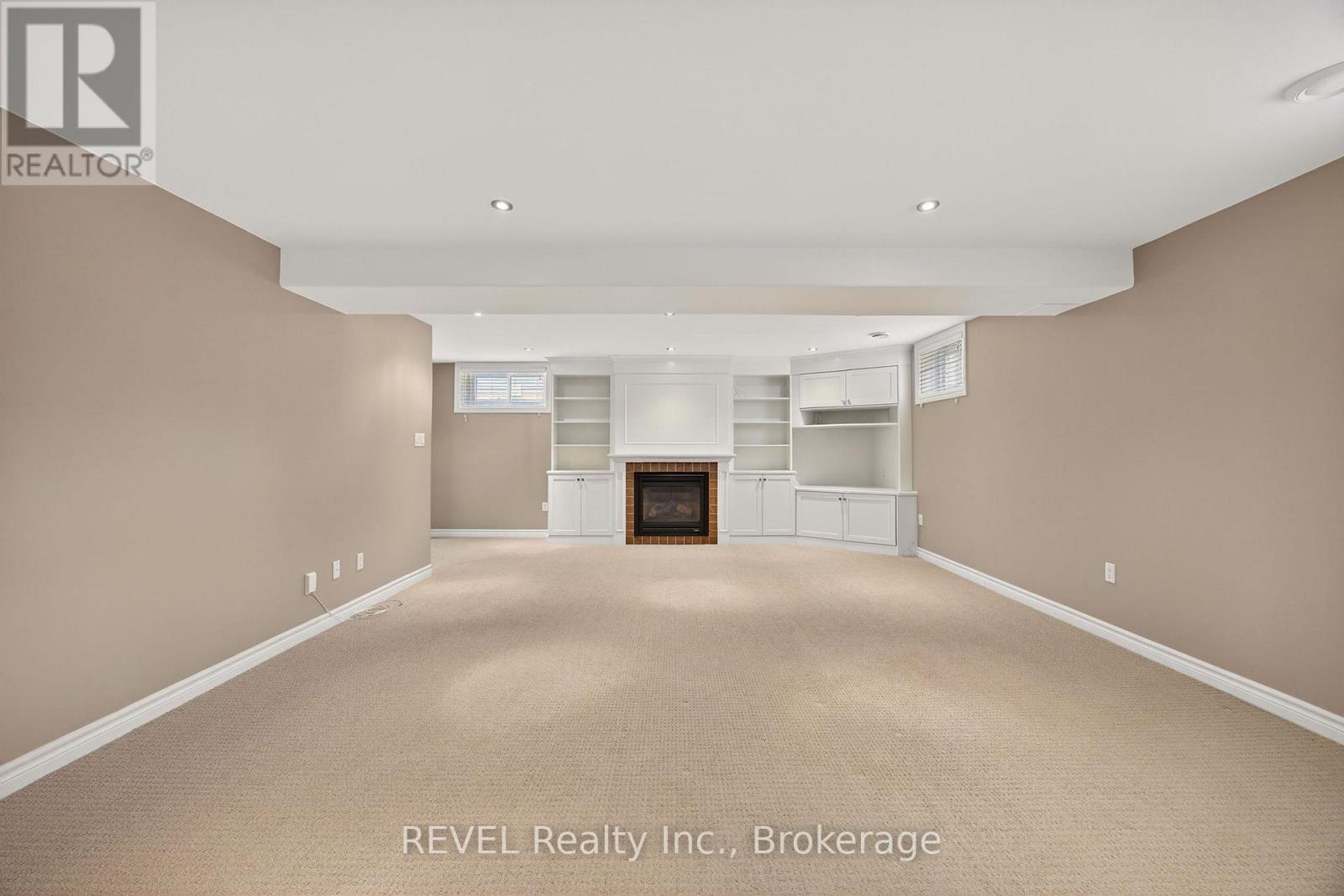 30 BIANCA DRIVE - 23