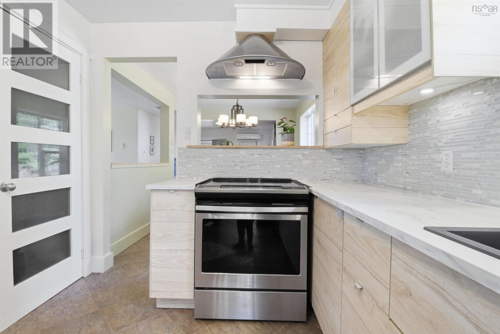 9 Adams Drive - 22