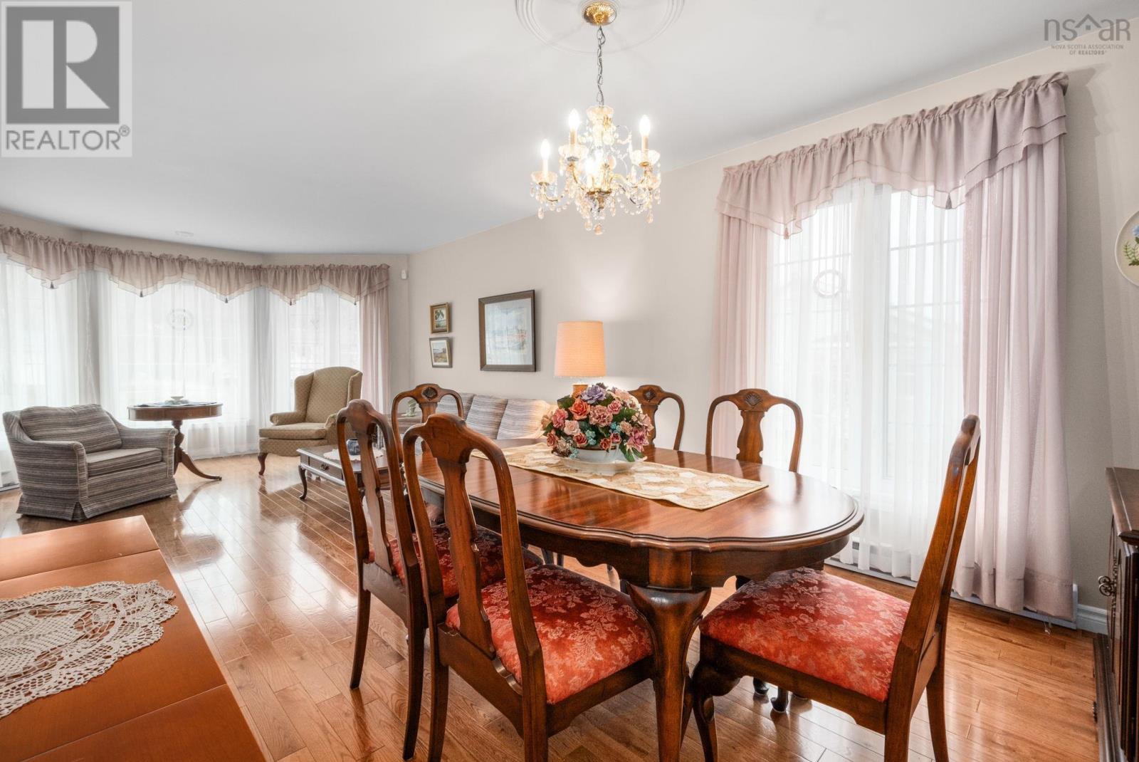 114 Mayfair Drive - 14
