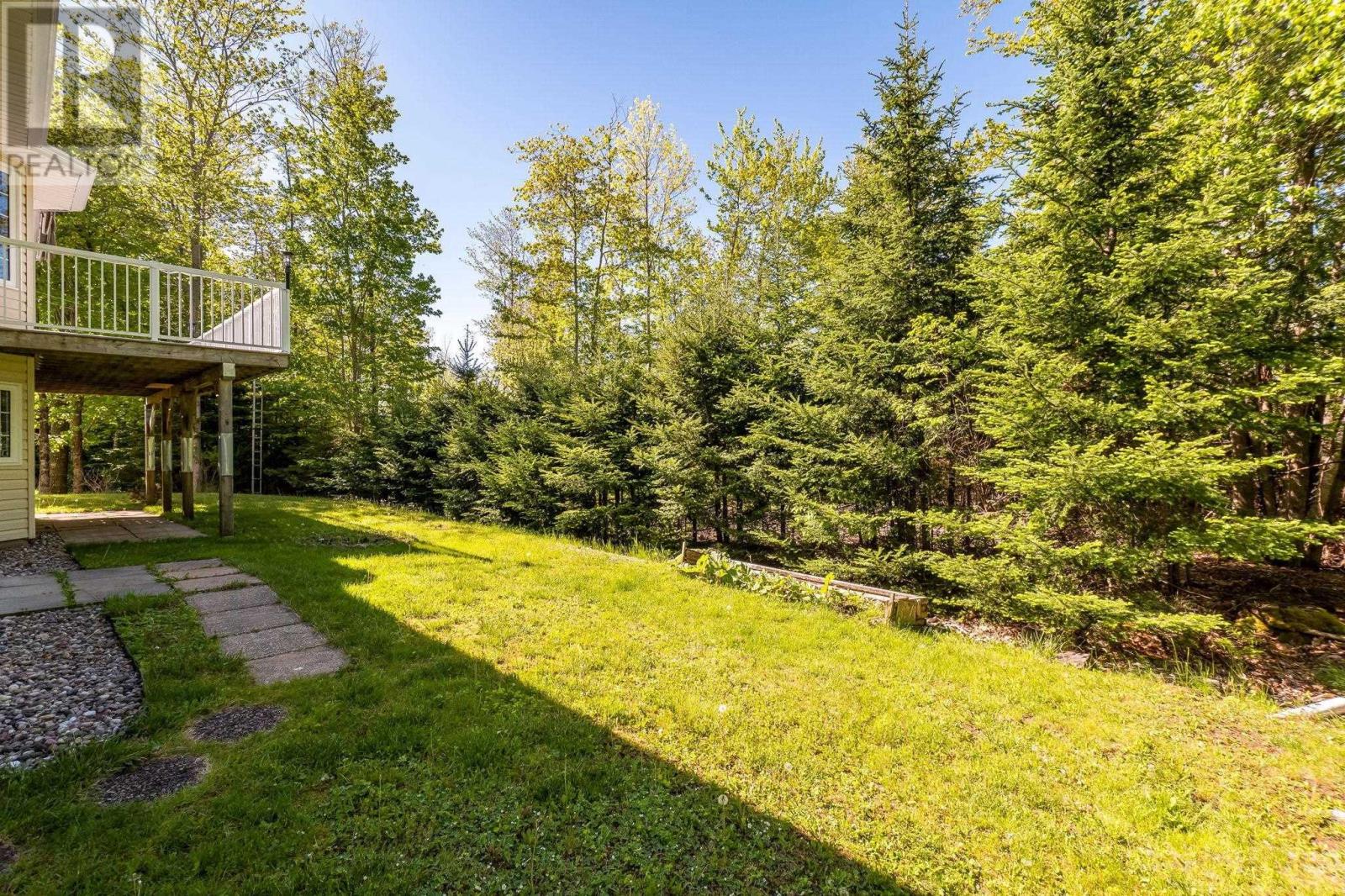 114 Mayfair Drive - 38