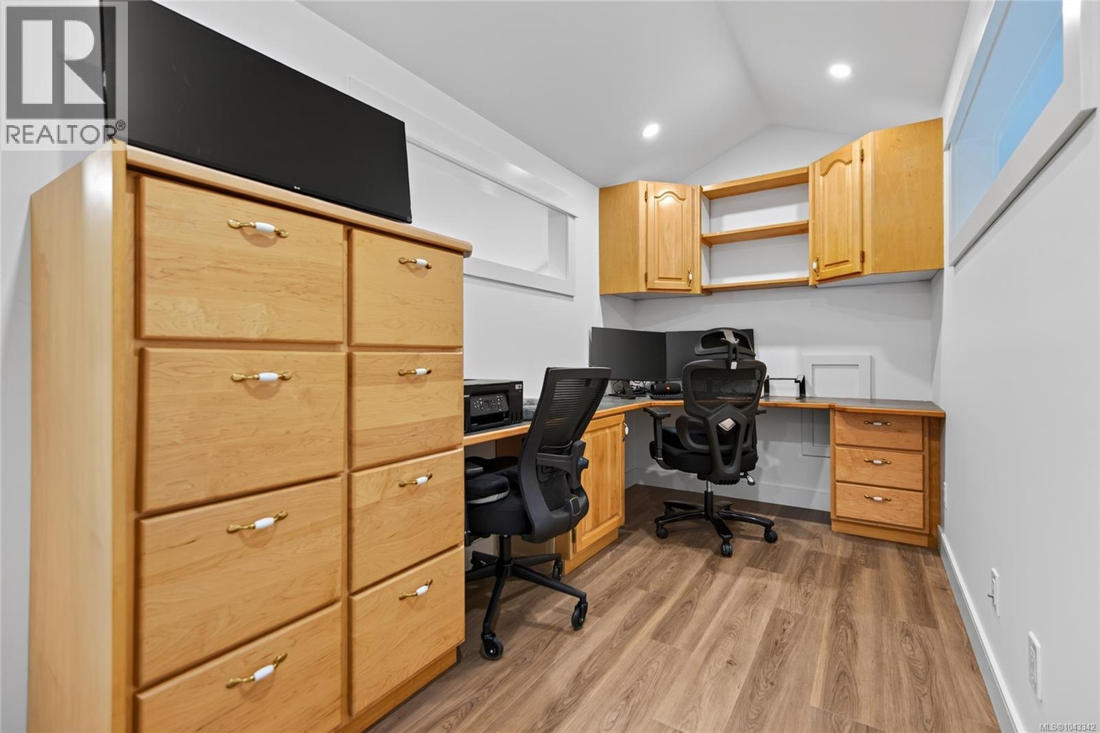 1508 Skeena Dr - 31