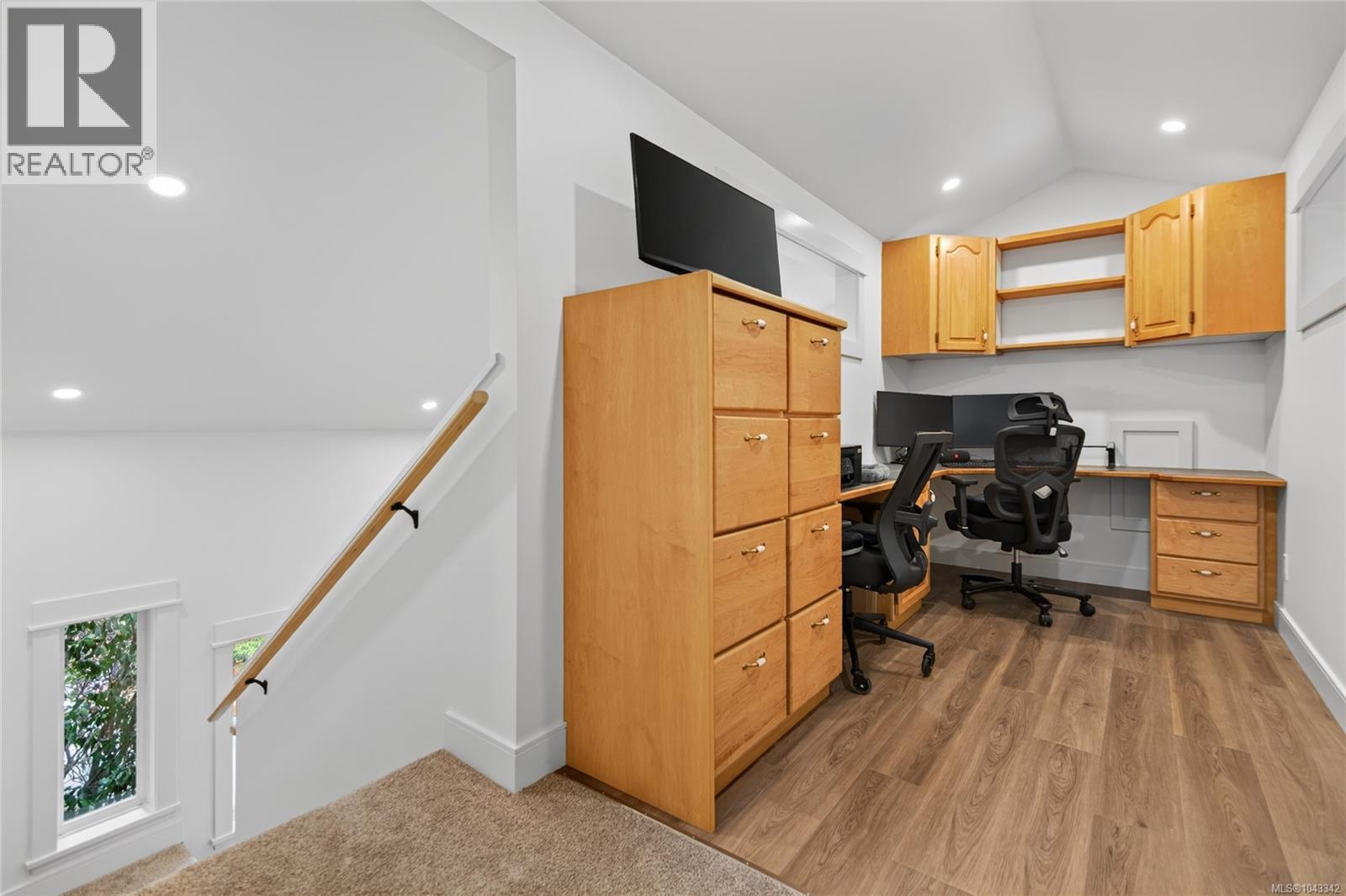 1508 Skeena Dr - 30