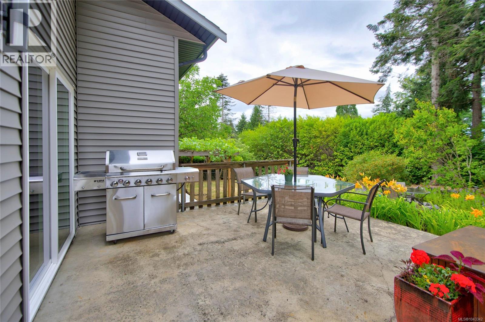 1508 Skeena Dr - 53