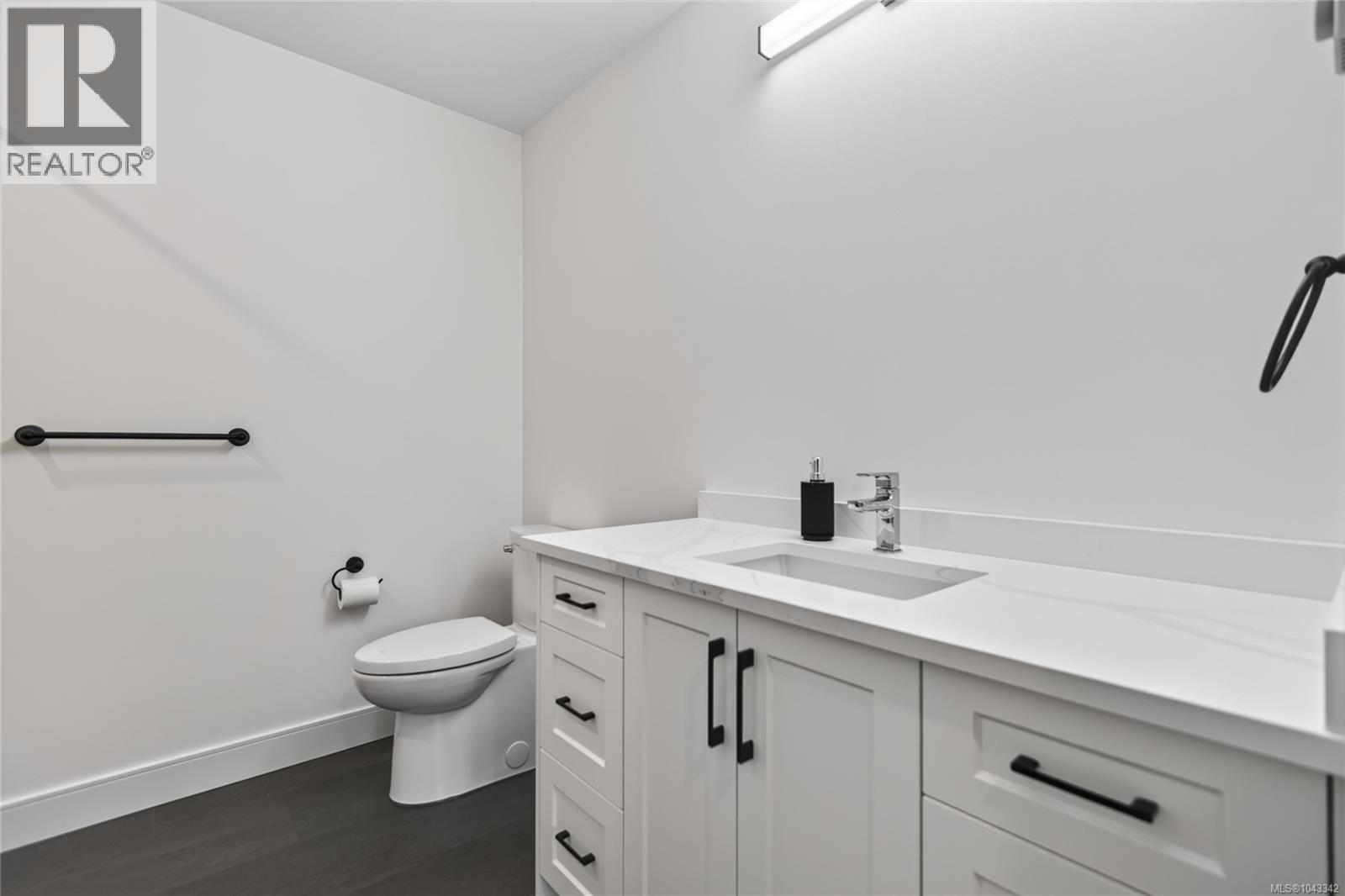 1508 Skeena Dr - 37