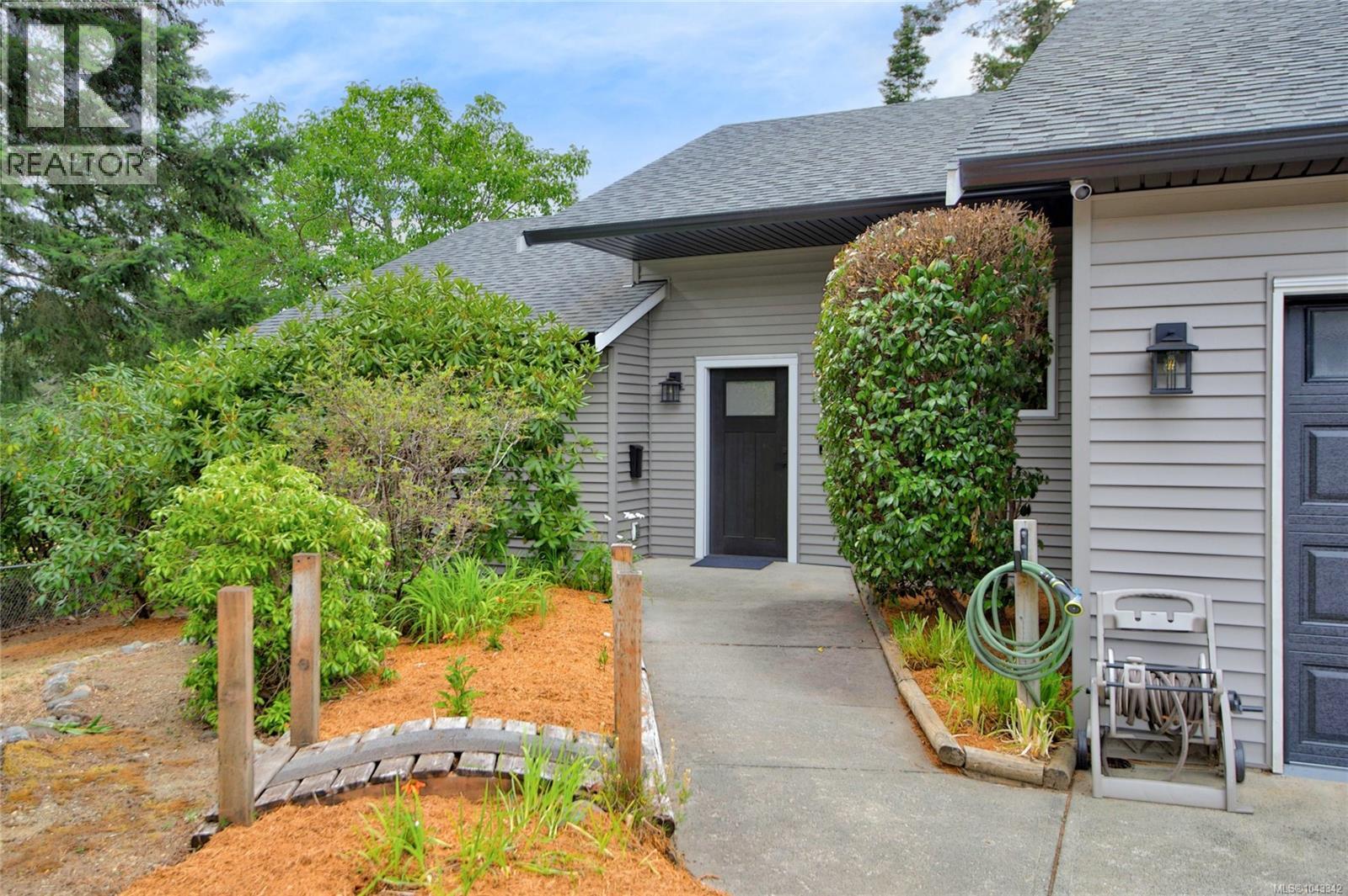 1508 Skeena Dr - 3