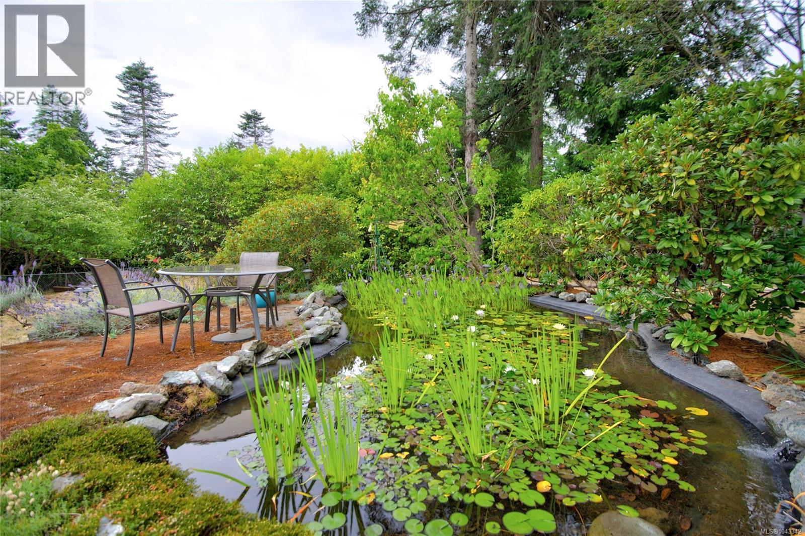 1508 Skeena Dr - 48
