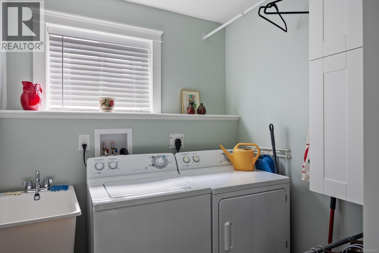 4083 Chancellor Cres, Courtenay