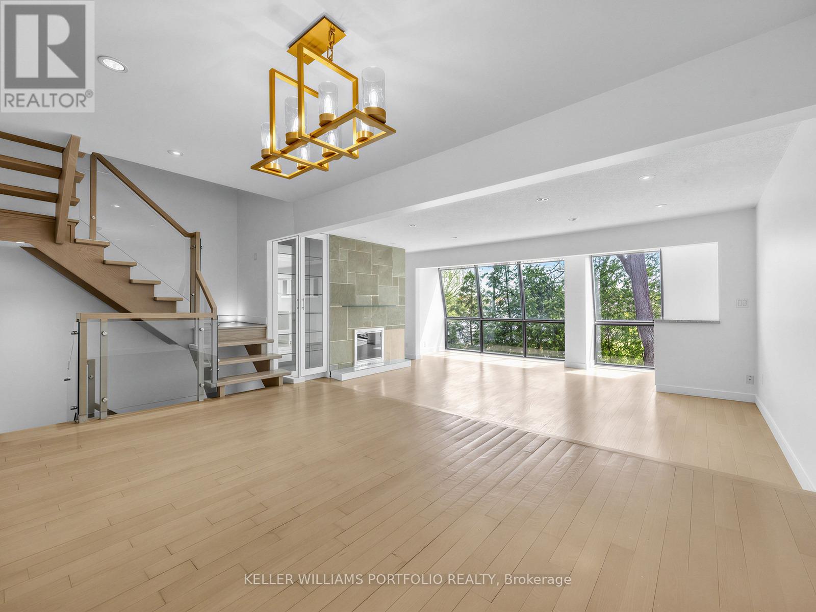 59 CRICKLEWOOD CRESCENT - 7