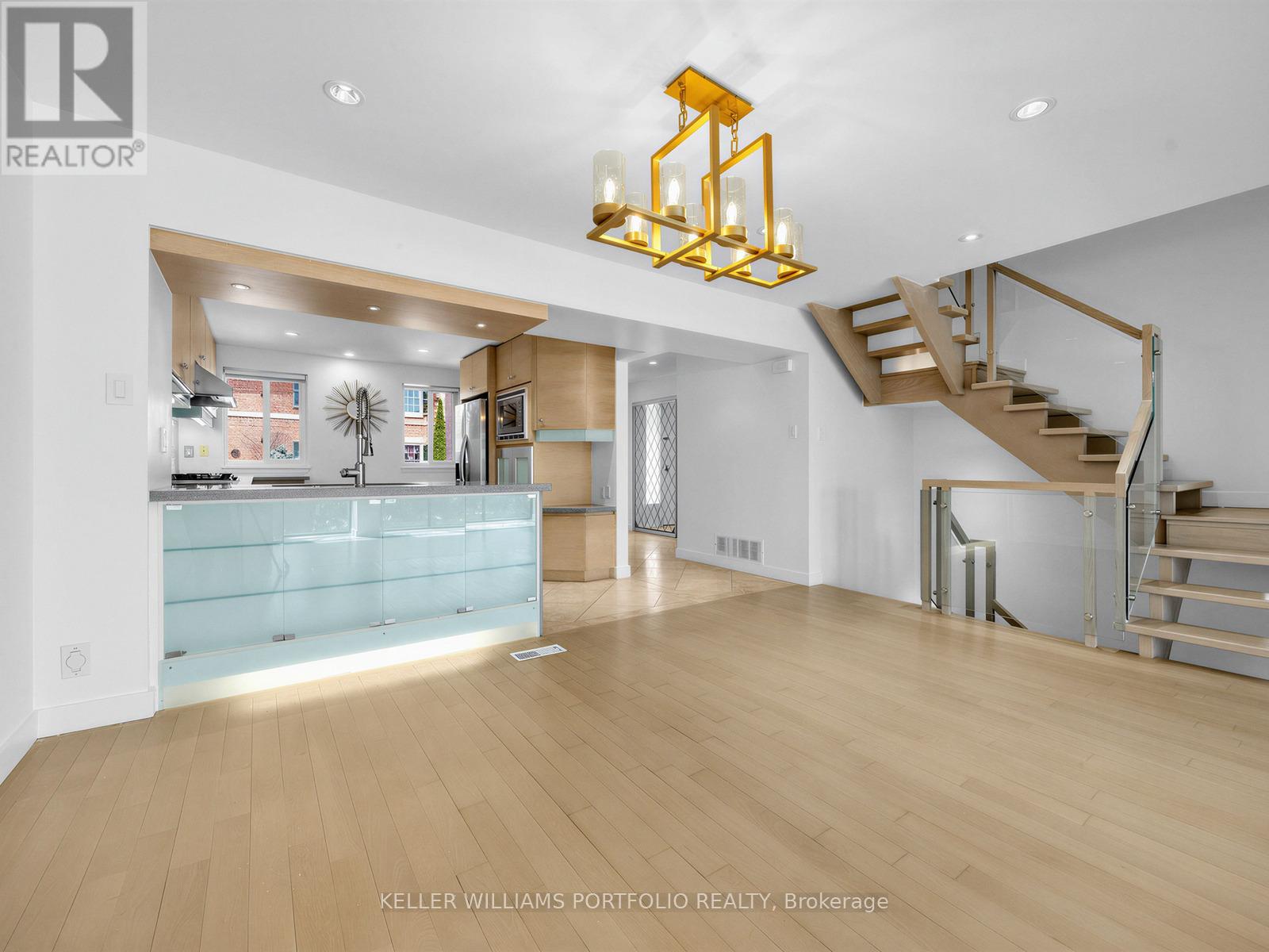 59 CRICKLEWOOD CRESCENT - 9