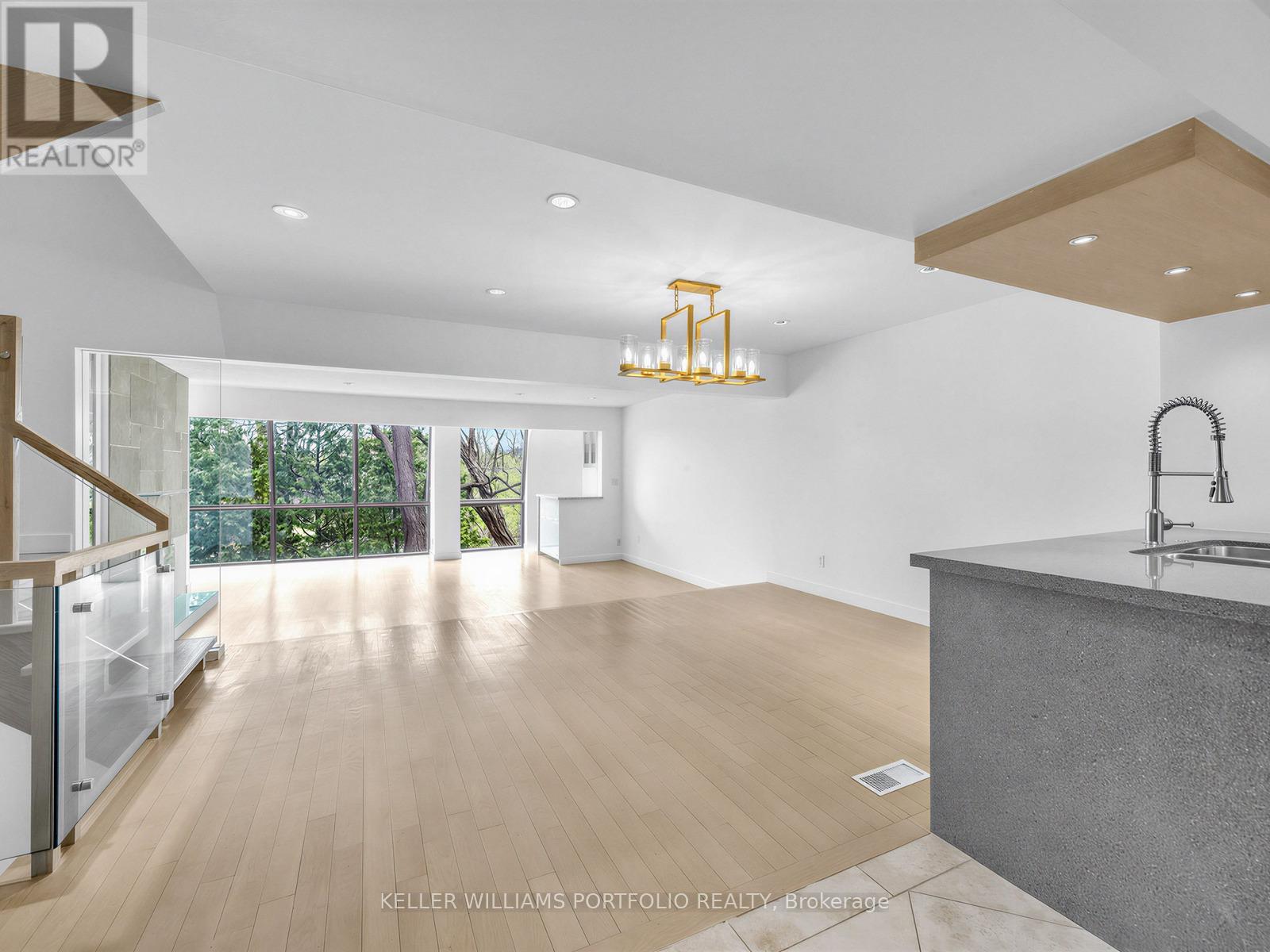 59 CRICKLEWOOD CRESCENT - 3