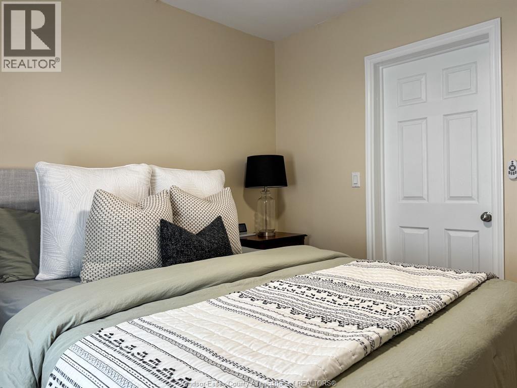 1044 Reedmere - Image 18