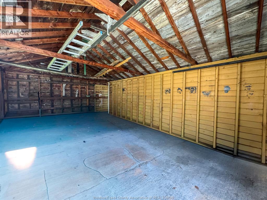 1044 Reedmere - Image 27