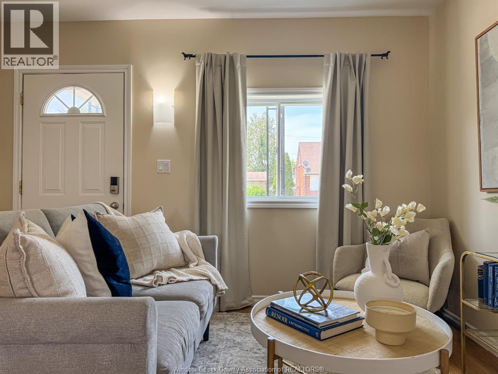 1044 Reedmere - Image 4