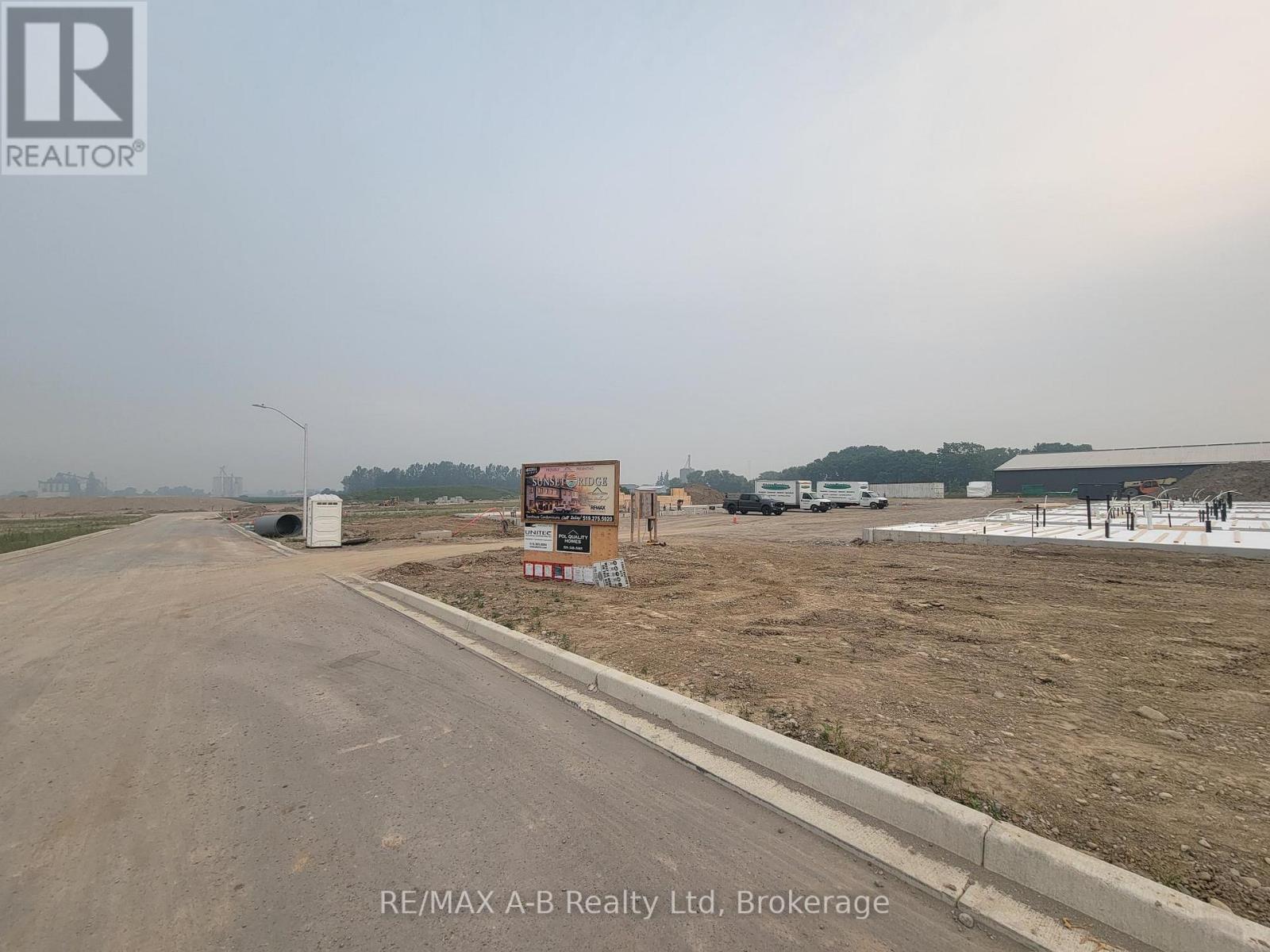 #2 95 ROSEWOOD DRIVE - 7
