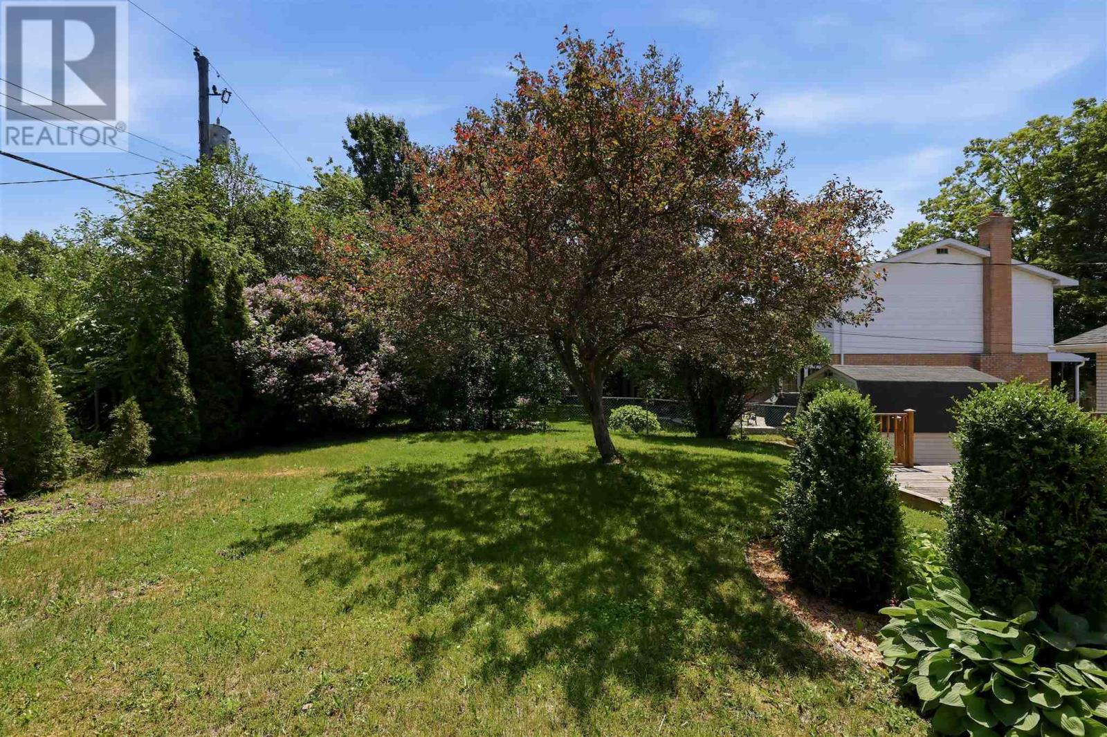 183 Meadow Park CRES - 38