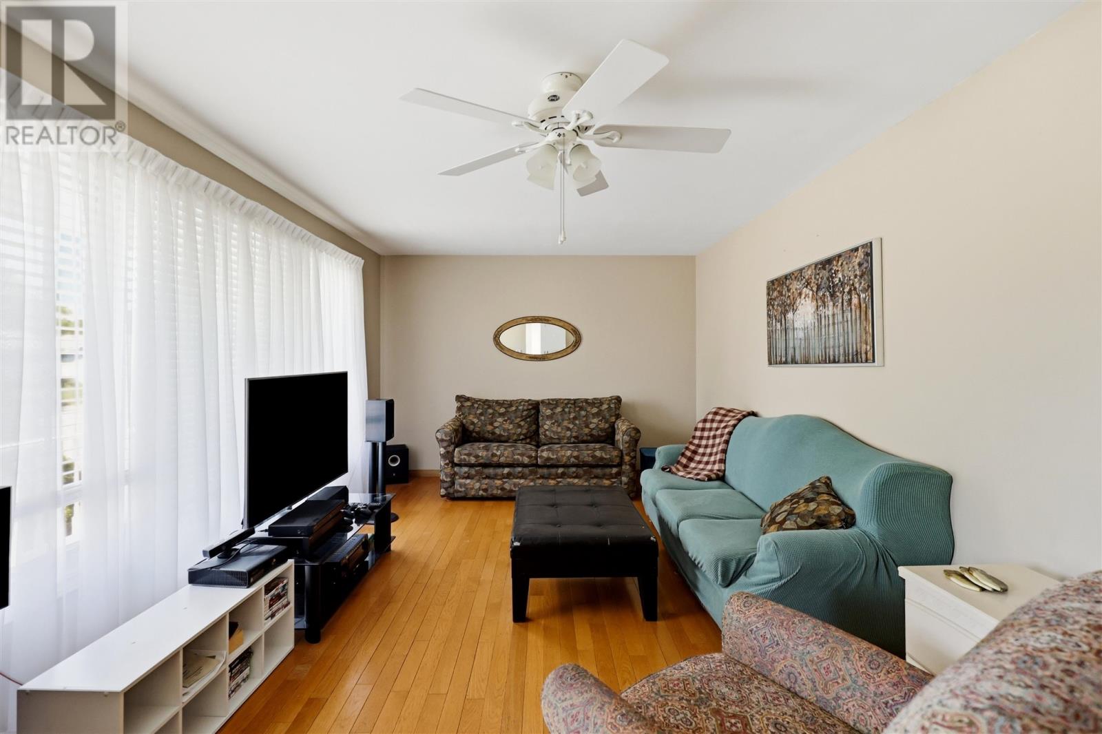 183 Meadow Park CRES - 5