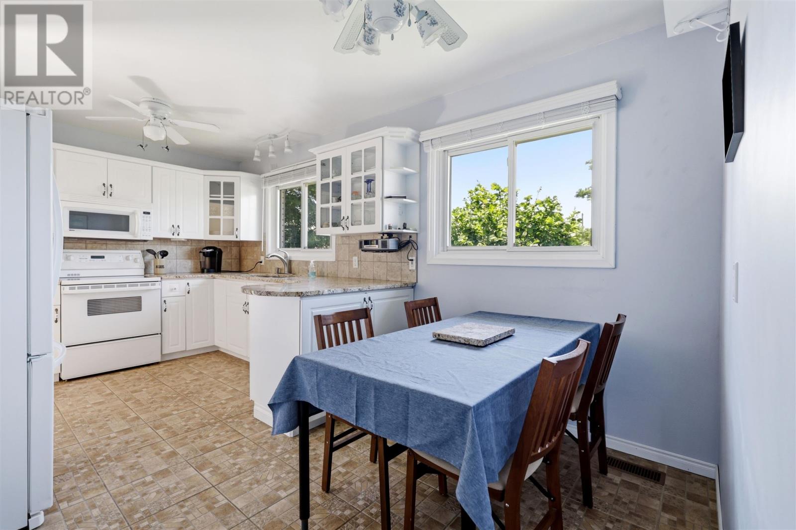 183 Meadow Park CRES - 7