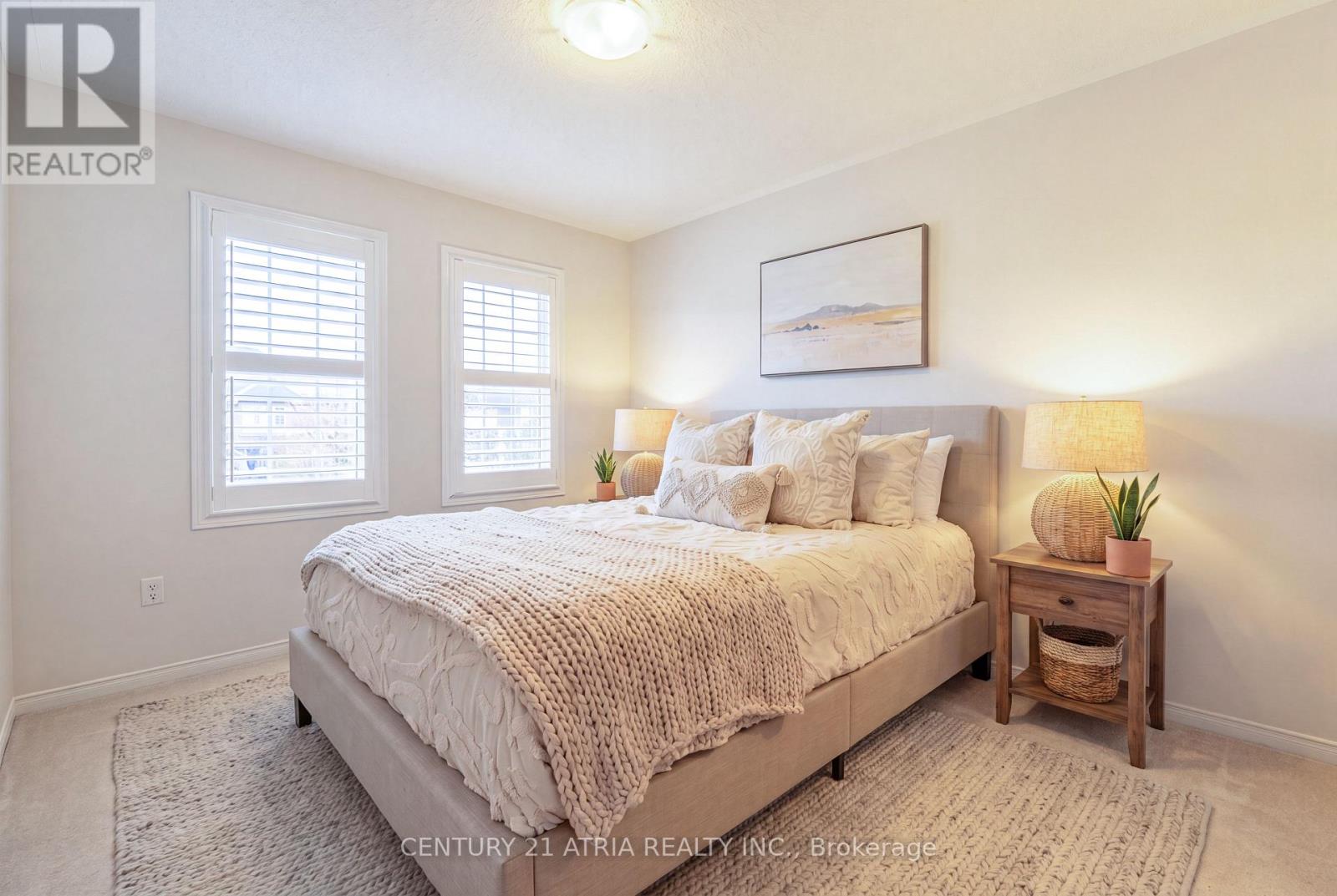 21 TREEGROVE CRESCENT - 33