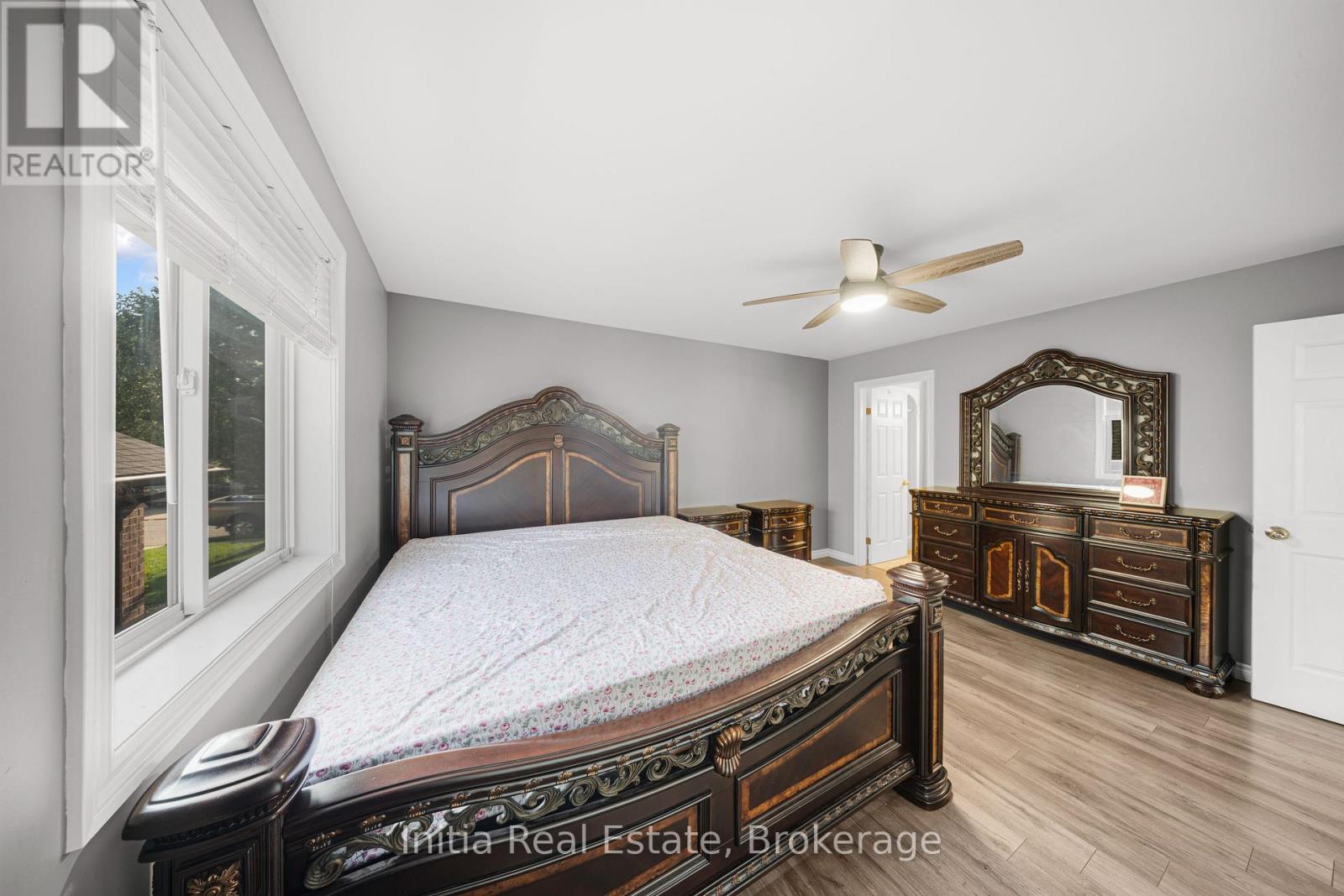 1412 KATELLA AVENUE - 18