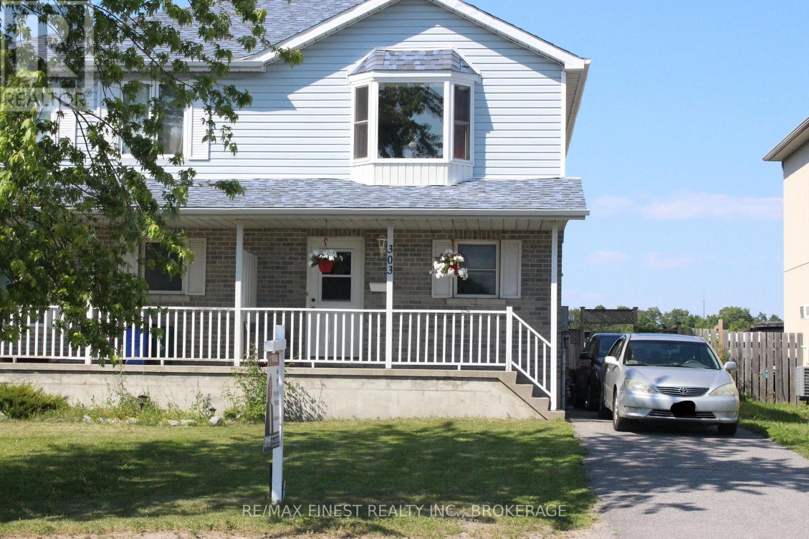 303 CONACHER DRIVE - 1