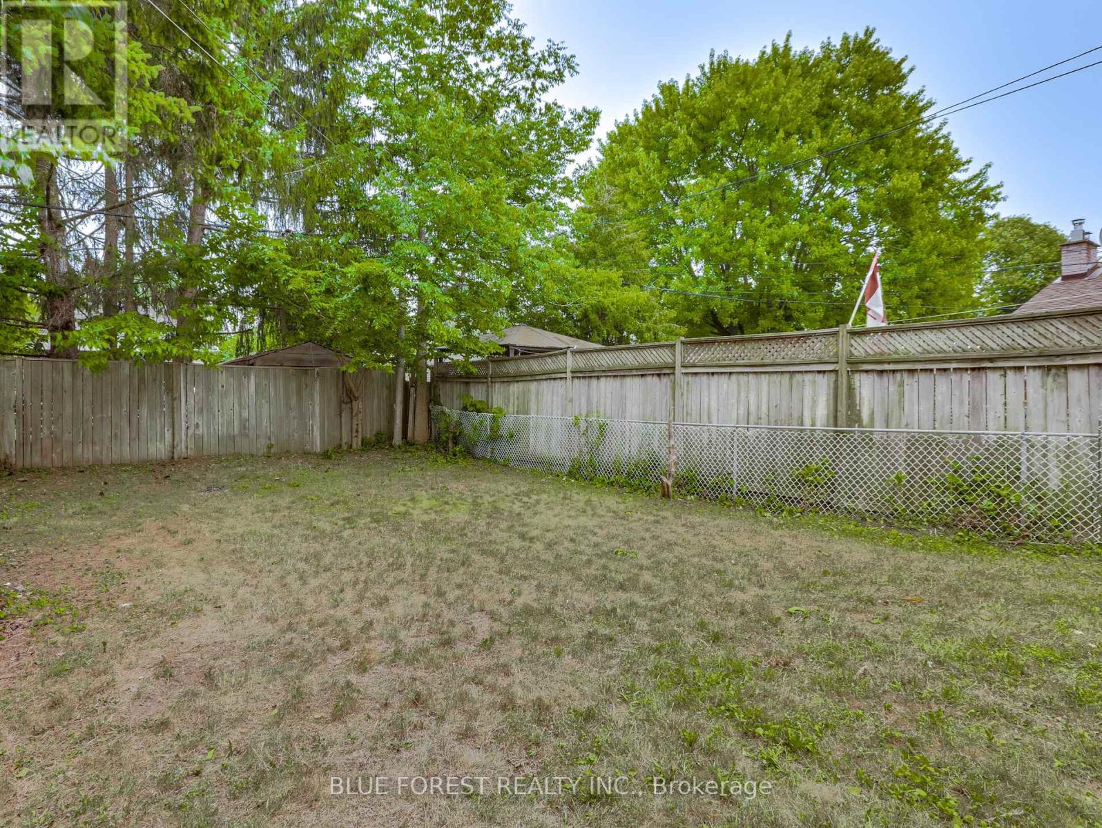 110 ST JULIEN STREET - 21