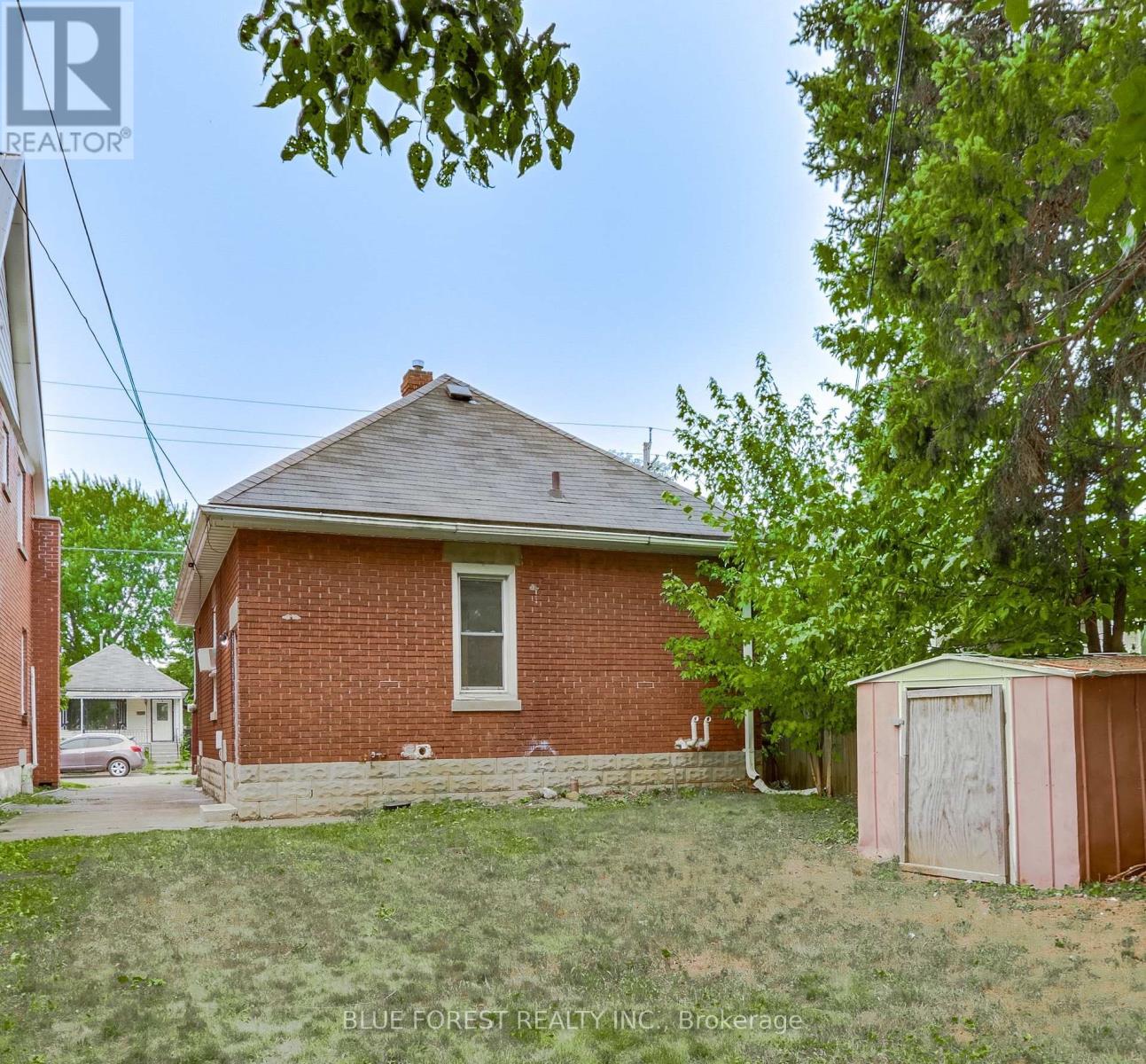 110 ST JULIEN STREET - 22