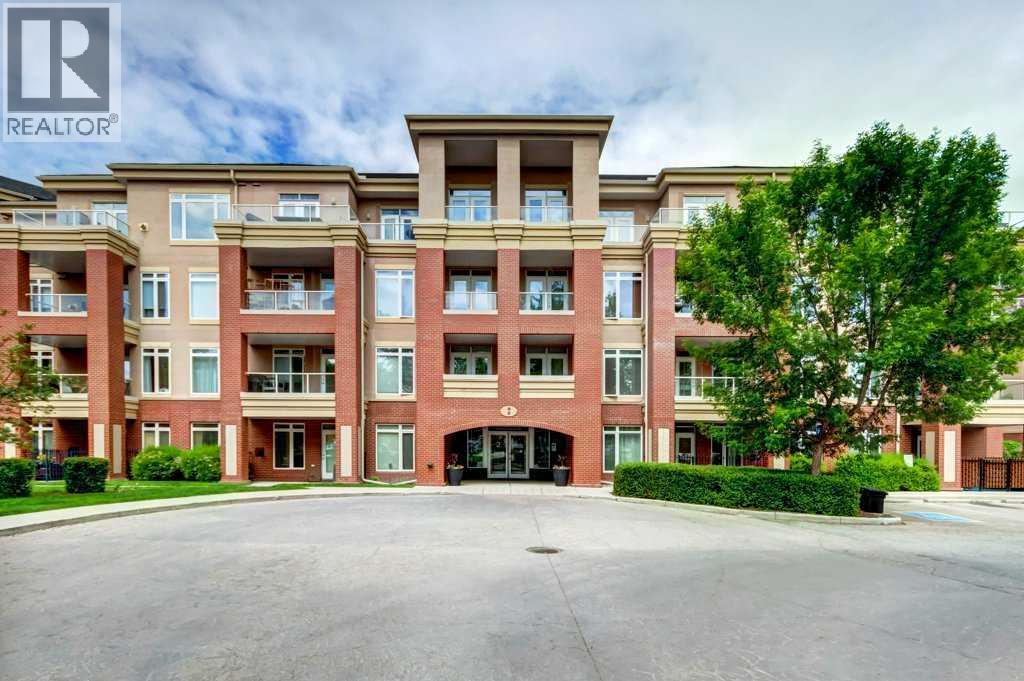#105 2 Hemlock Crescent SW - 1