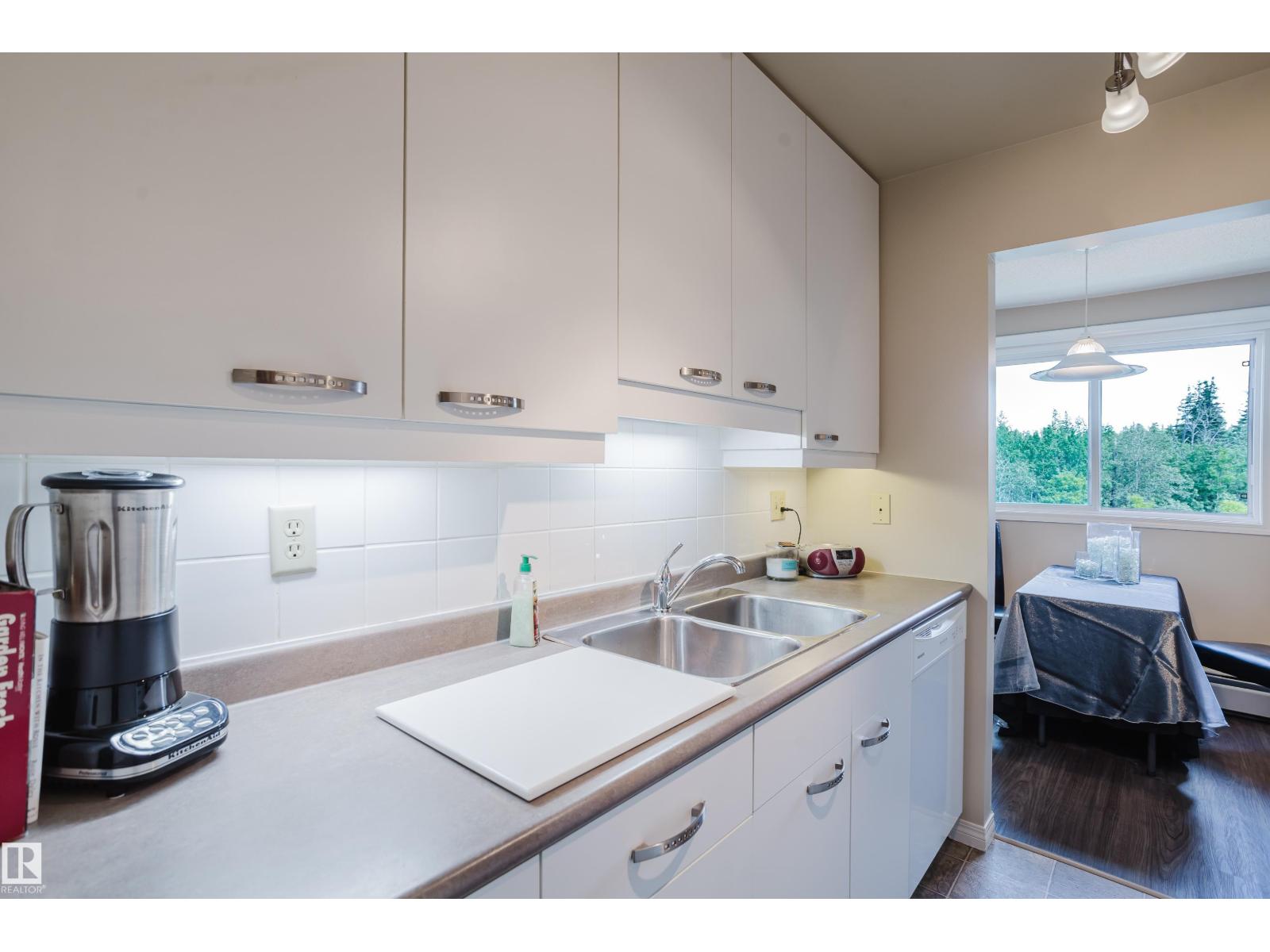 #202 7211 171 ST NW - 14