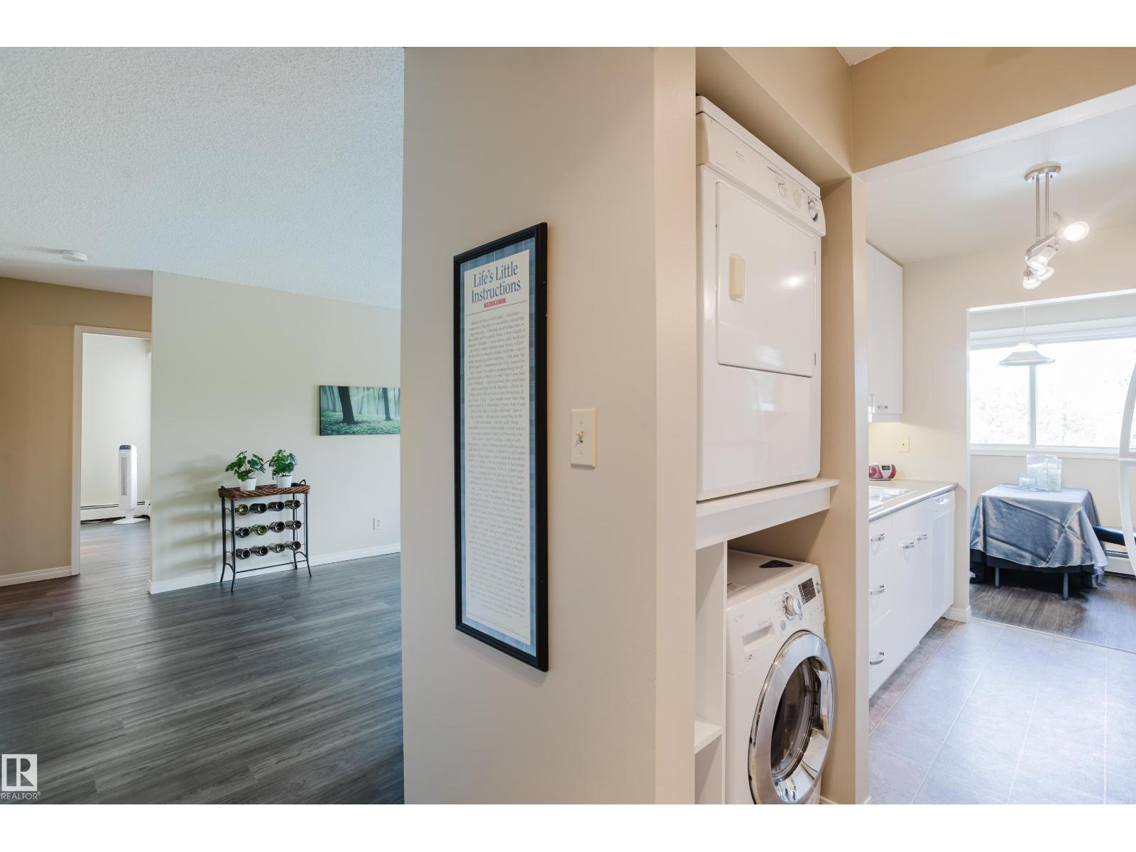 #202 7211 171 ST NW - 7