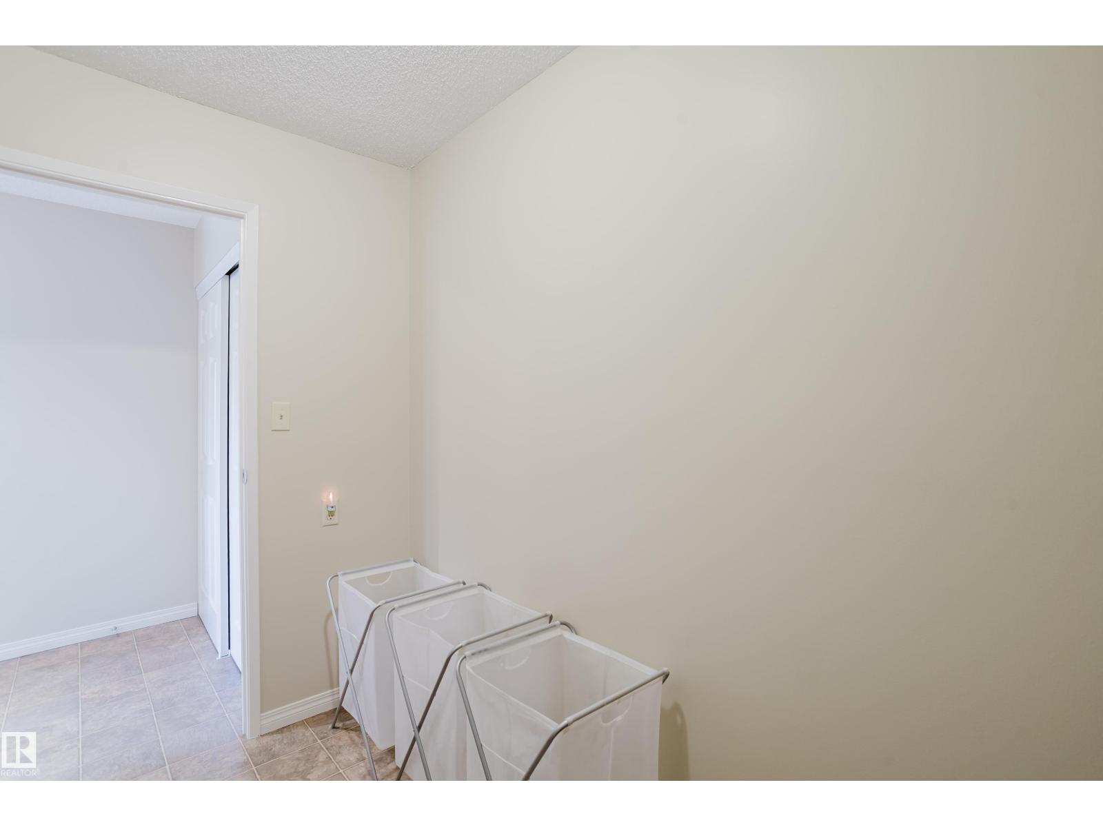 #202 7211 171 ST NW - 29