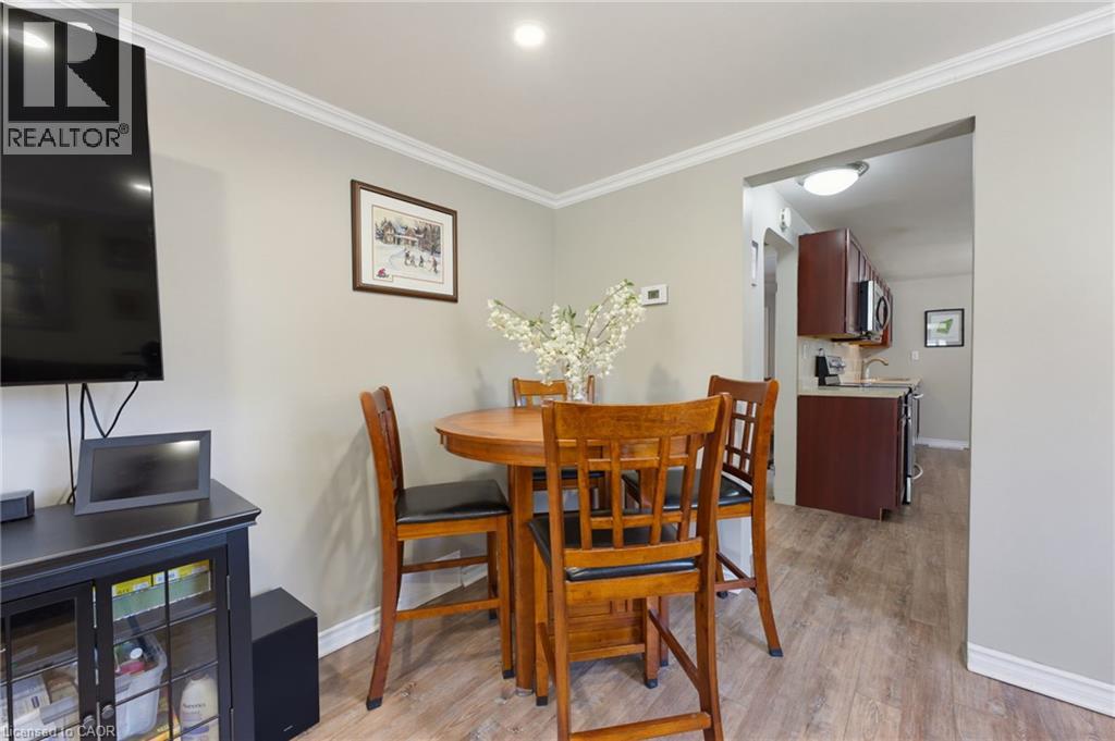 735 DUNN Avenue - 12