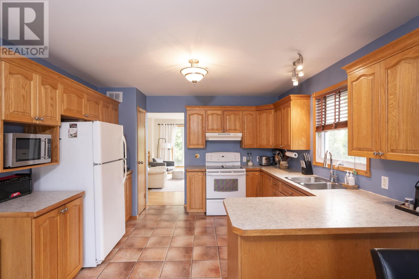 1486 Hutton Park DR - 12