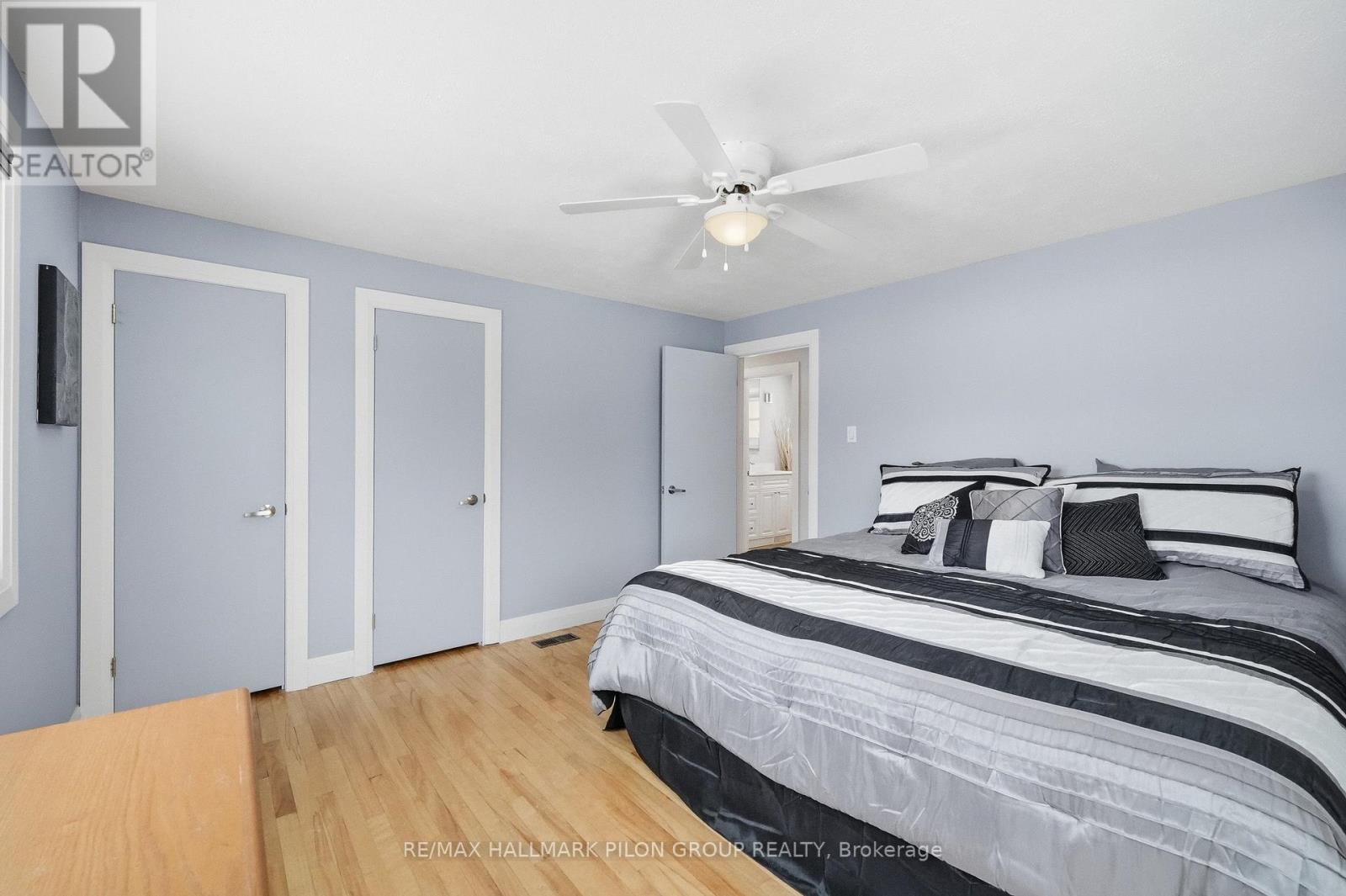 962 WESTON DRIVE - 12