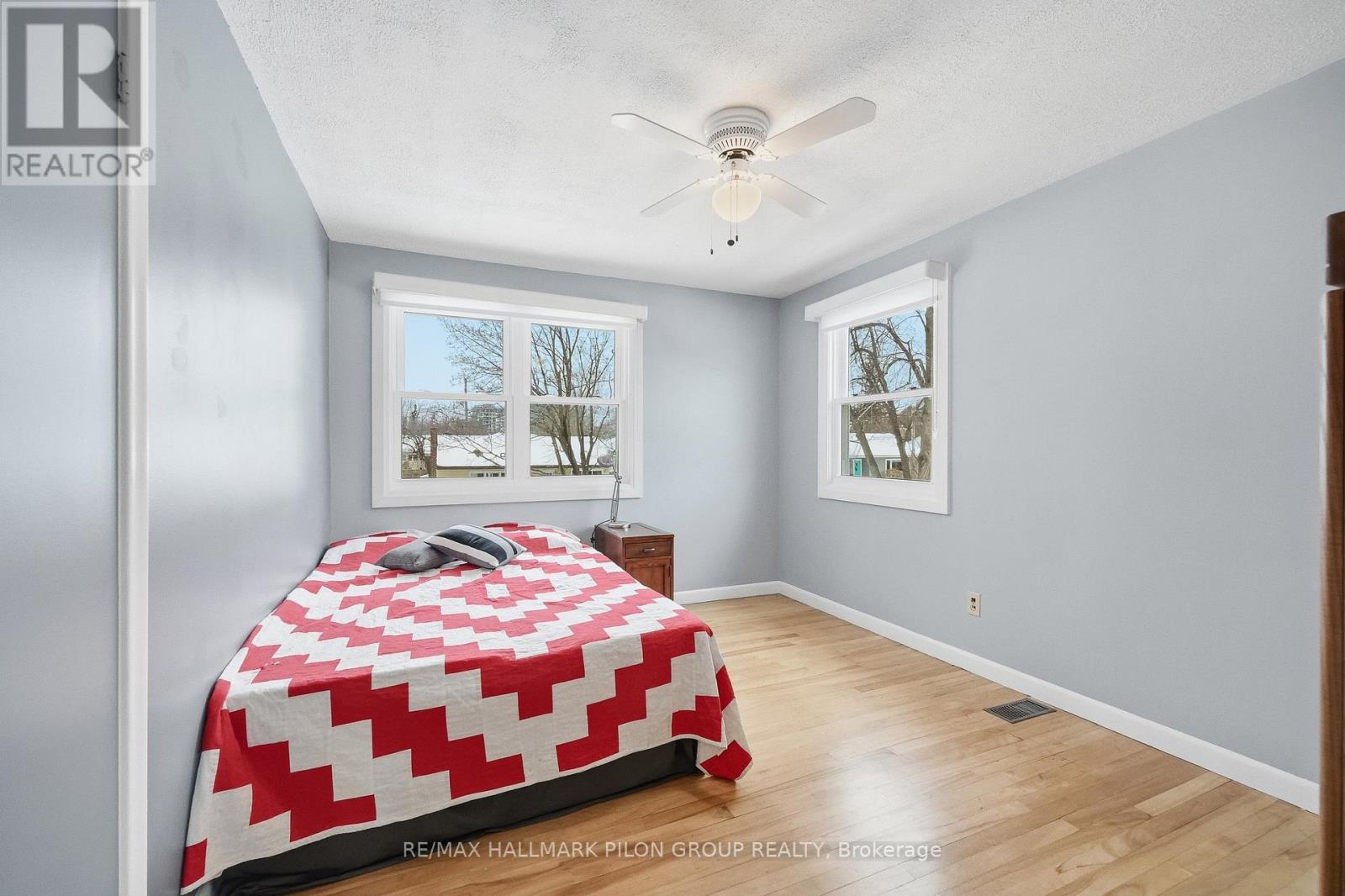 962 WESTON DRIVE - 14