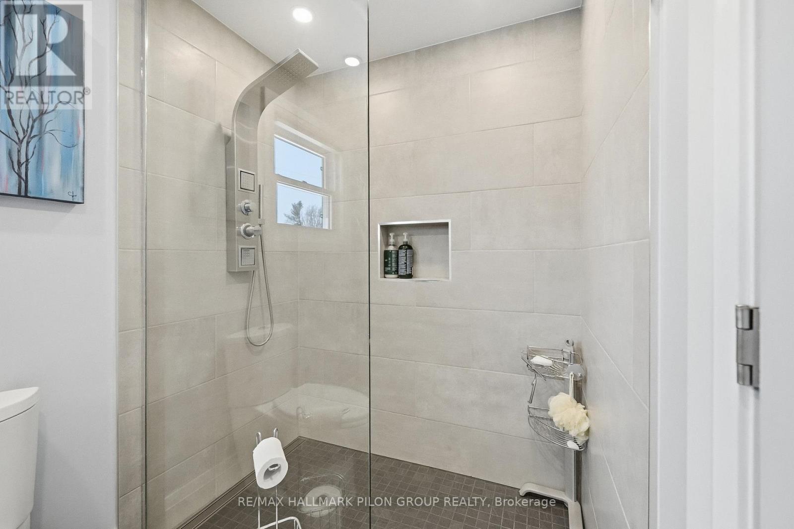962 WESTON DRIVE - 16