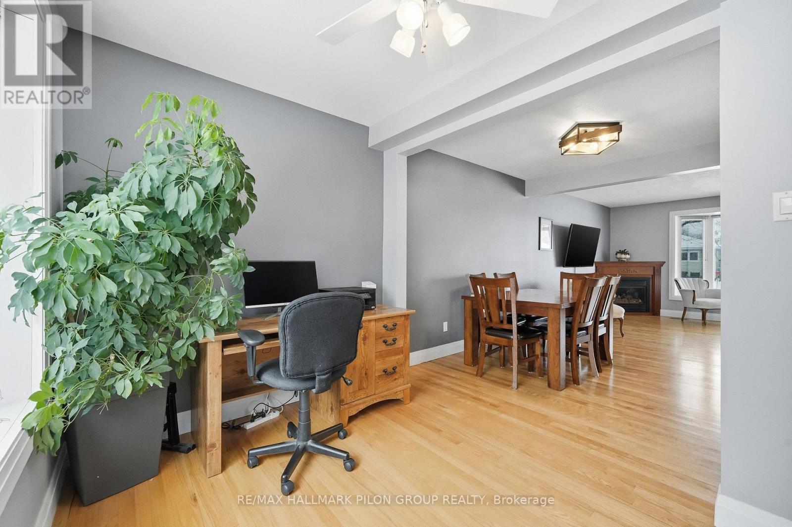 962 WESTON DRIVE - 6