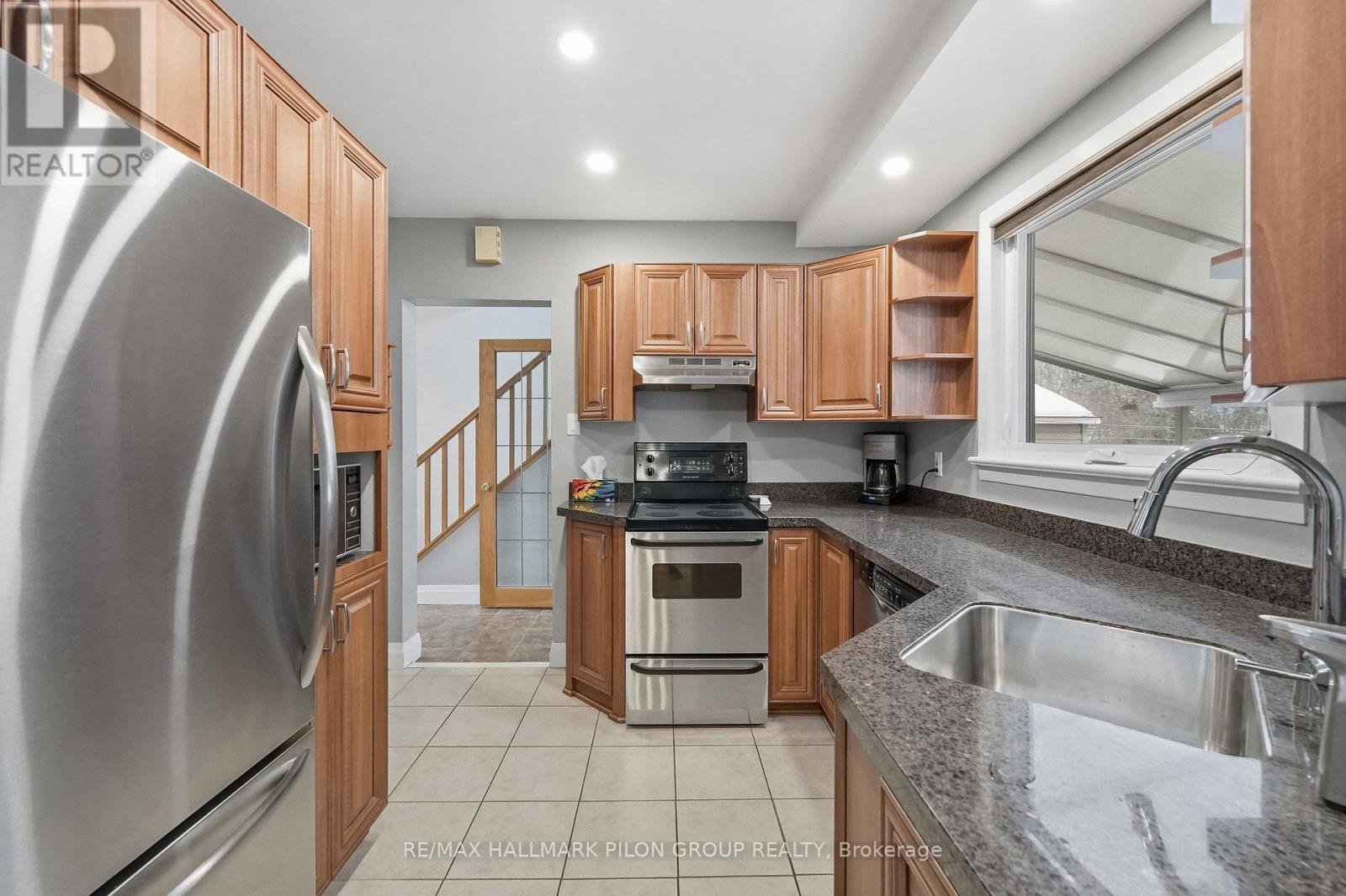 962 WESTON DRIVE - 7