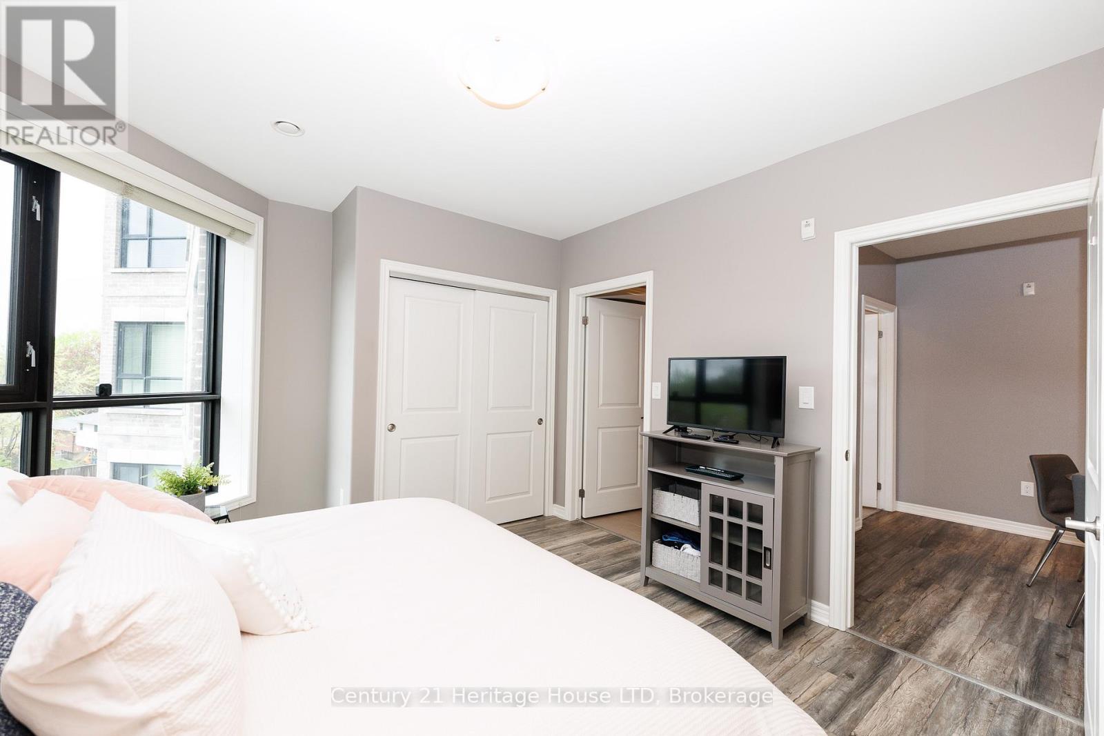 #307 379 SCOTT STREET - 16