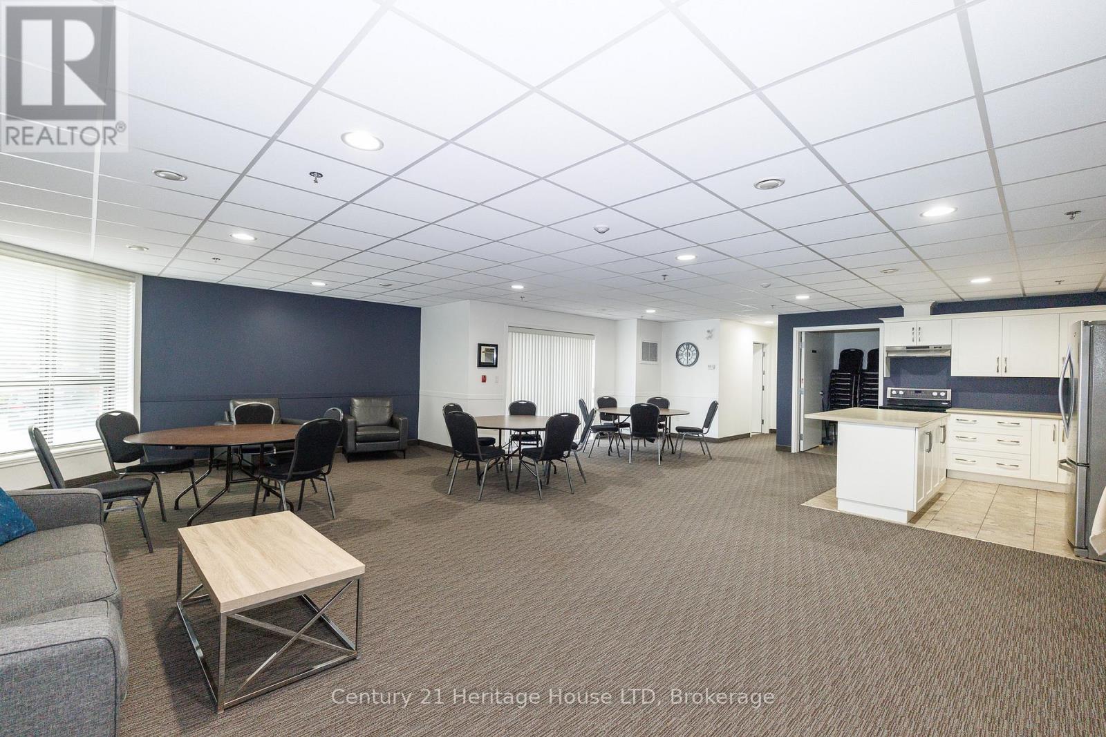 #307 379 SCOTT STREET - 26