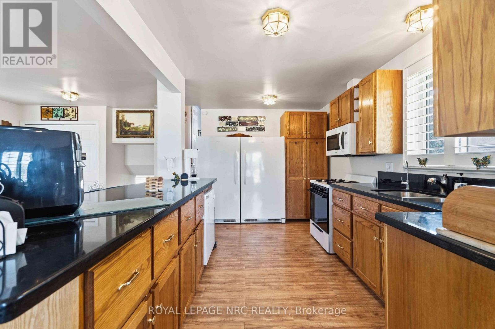1095 GREEN ACRES DRIVE - 13