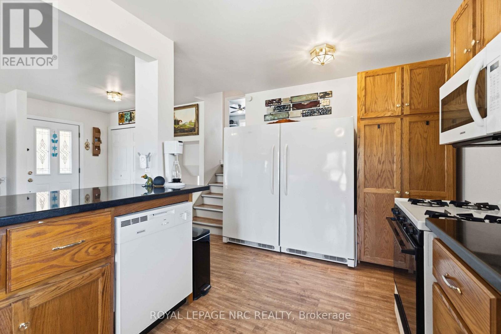 1095 GREEN ACRES DRIVE - 14
