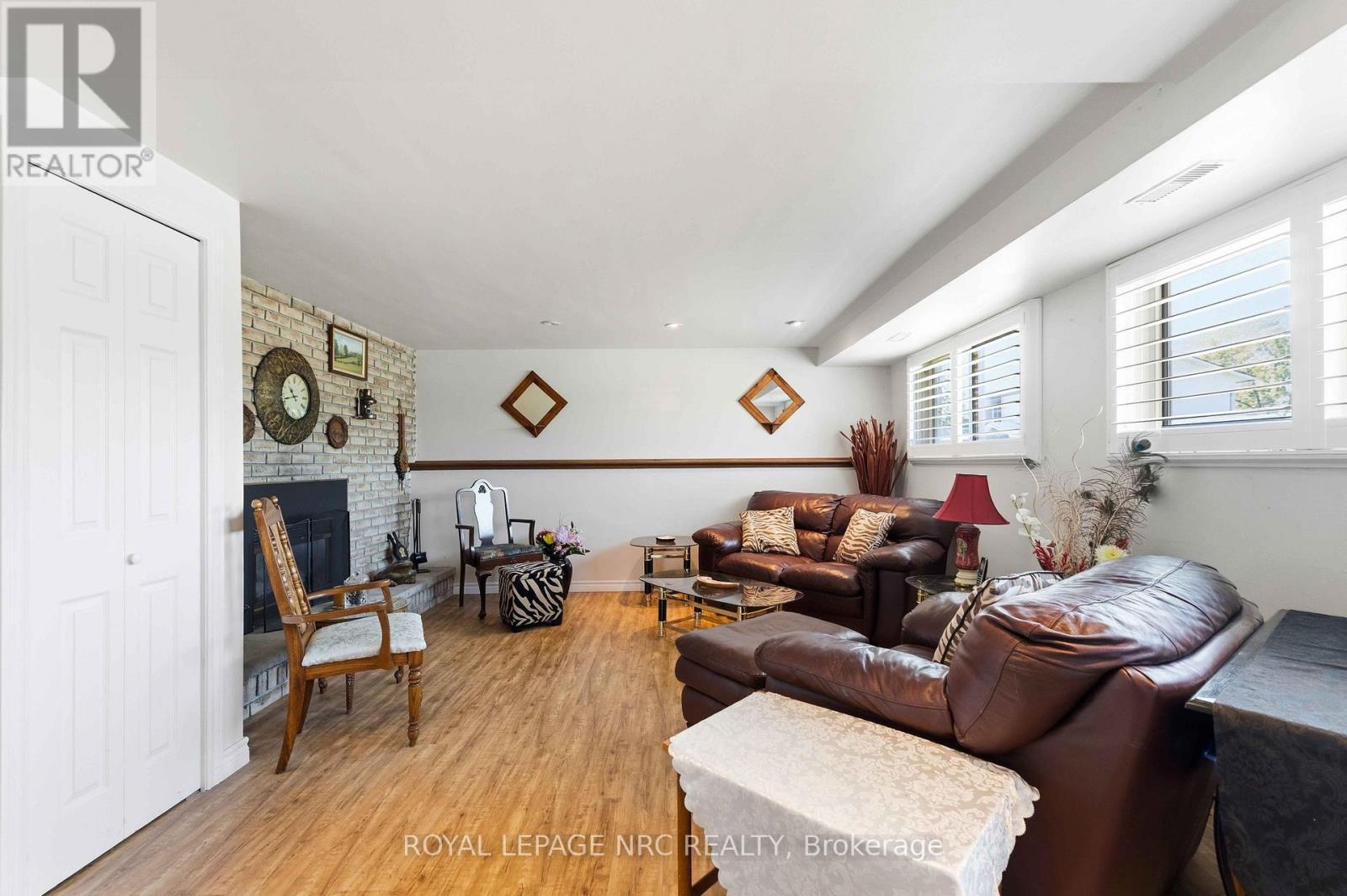 1095 GREEN ACRES DRIVE - 26