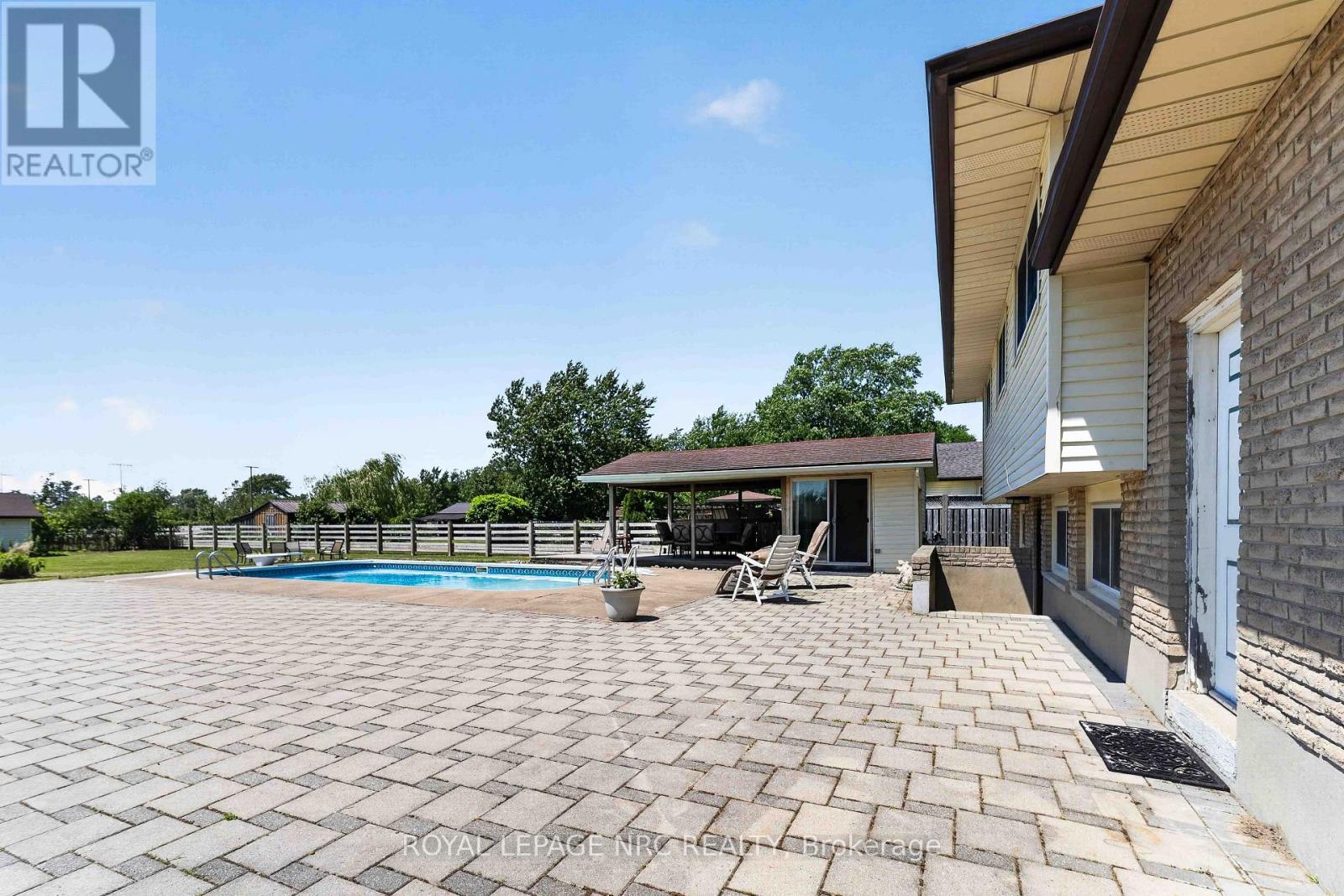 1095 GREEN ACRES DRIVE - 34