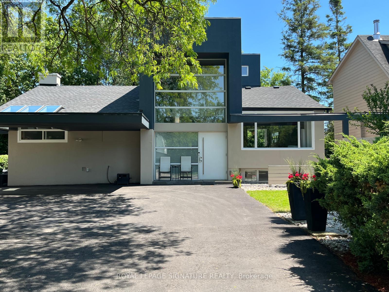 90 BERKINSHAW CRESCENT - 1