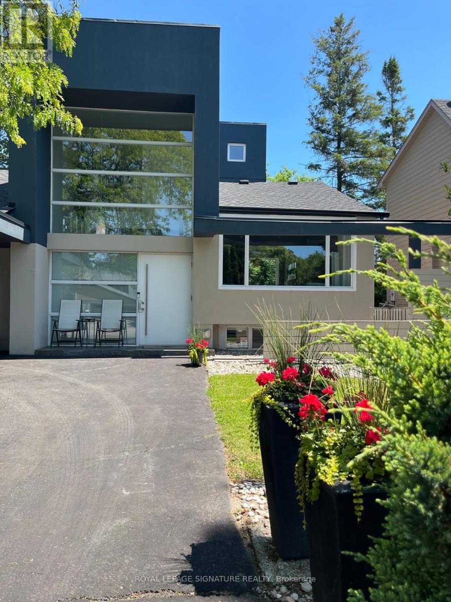 90 BERKINSHAW CRESCENT - 2