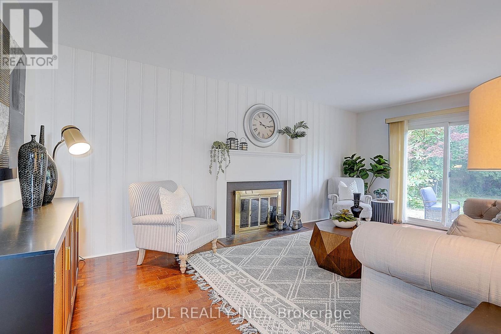 20 MOSSGROVE TRAIL - 14