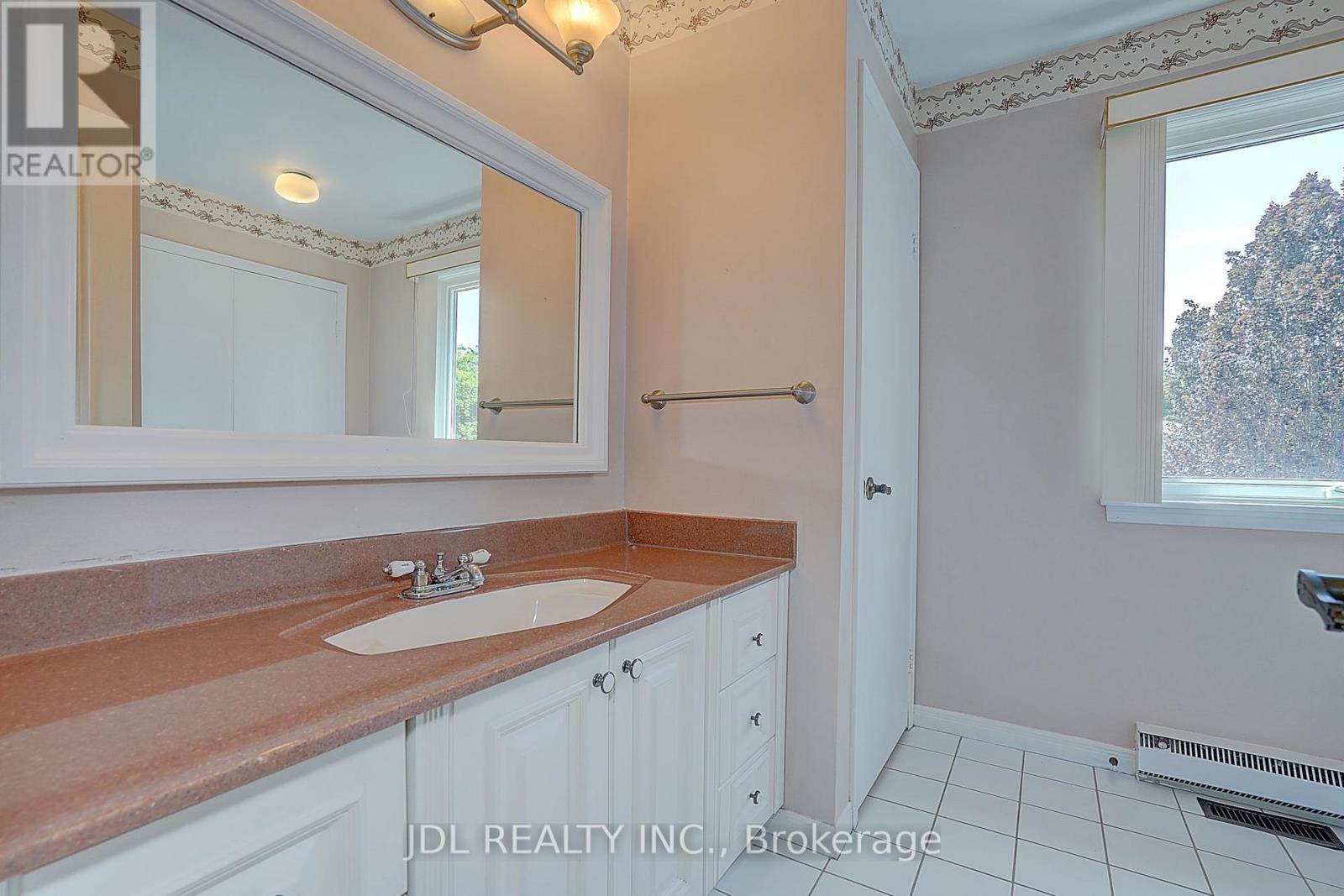 20 MOSSGROVE TRAIL - 34