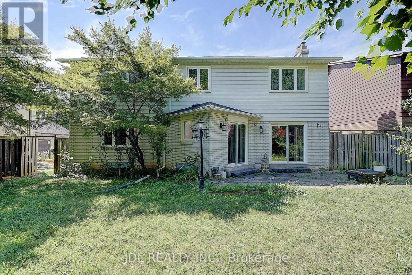 20 MOSSGROVE TRAIL - Image 5